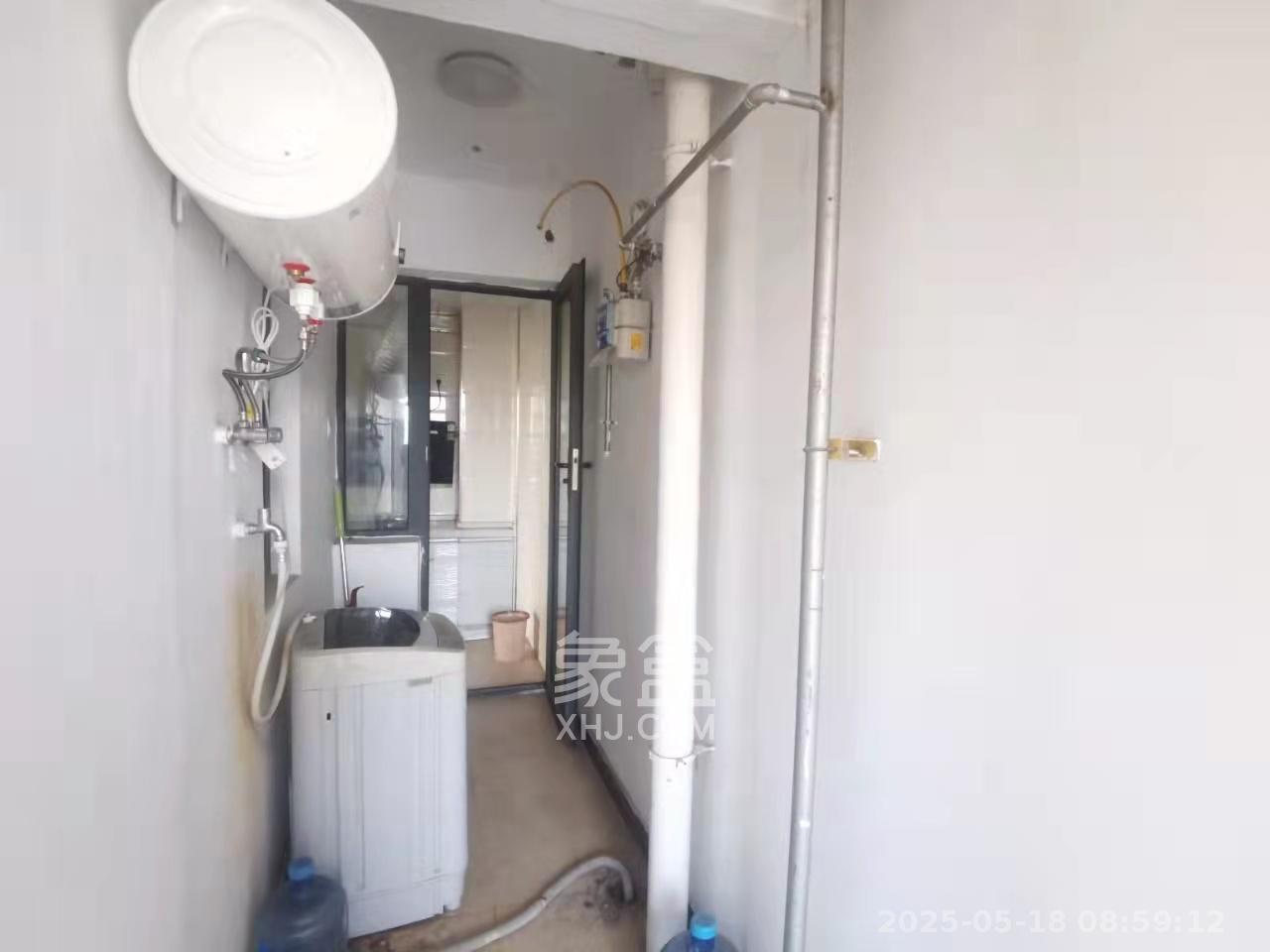 中建芙蓉工社  1室1厅1卫    1600.0元/月室内图