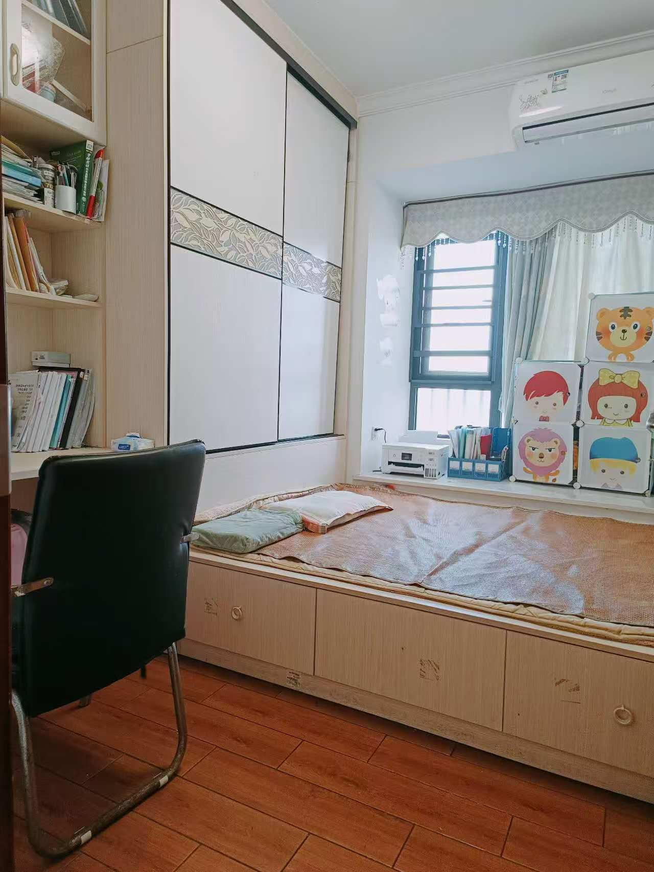 万达广场骏豪仕家(万达公馆) 3室2厅2卫 185.0万 万达广场骏豪仕家(万达公馆) 3室2厅2卫 185.0万室内图