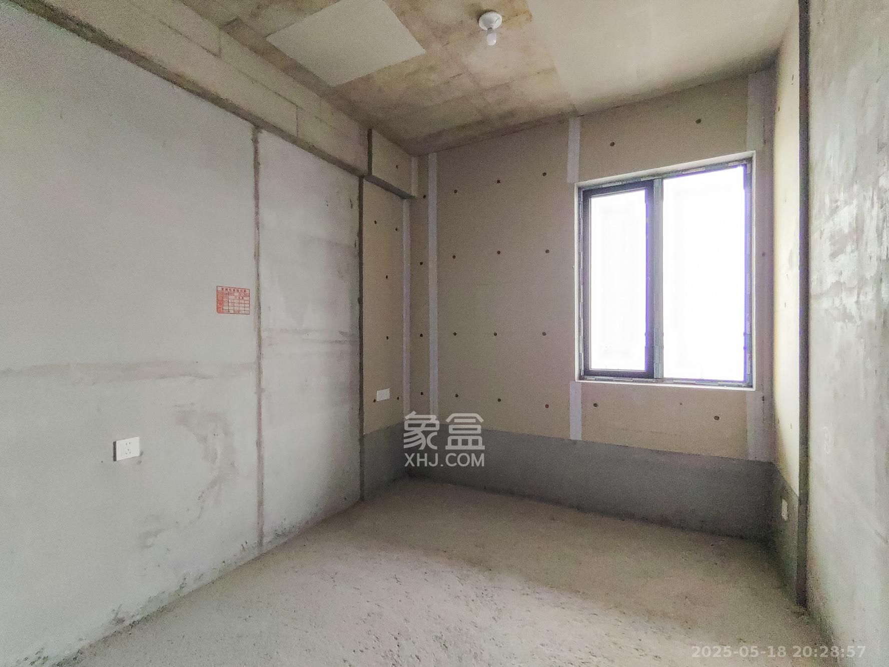 和顺府  3室2厅2卫    88.0万 和顺府  3室2厅2卫    88.0万卧室