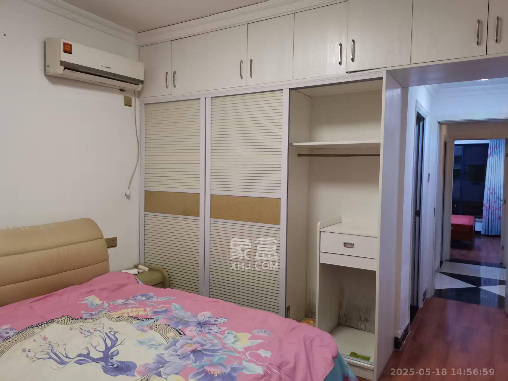 邦盛水岸御园 4室2厅1卫 2200.0元/月 邦盛水岸御园 4室2厅1卫 2200.0元/月室内图