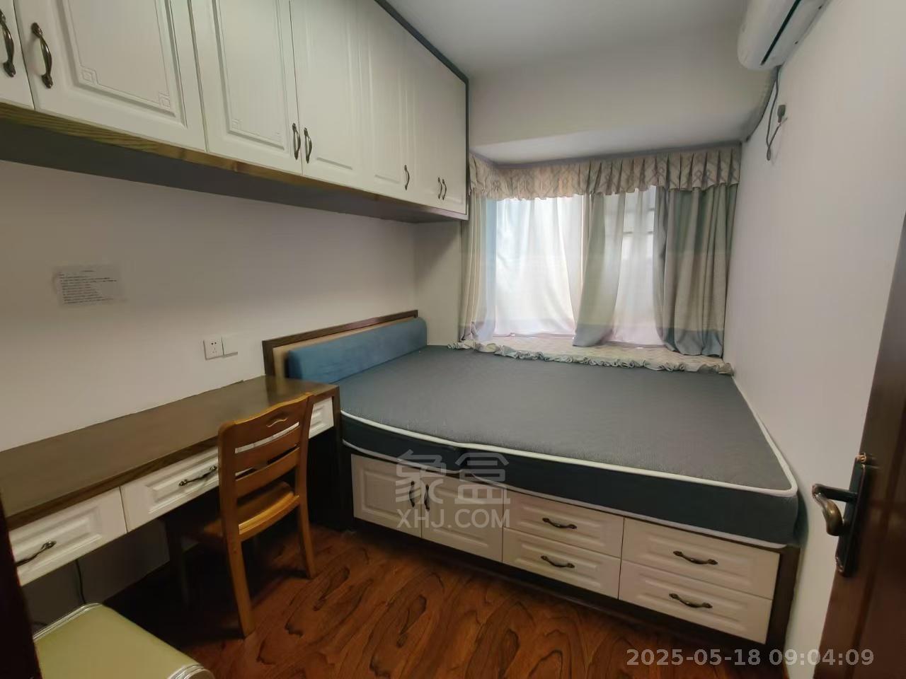 春藤小镇 3室2厅1卫 2200.0元/月 春藤小镇 3室2厅1卫 2200.0元/月室内图