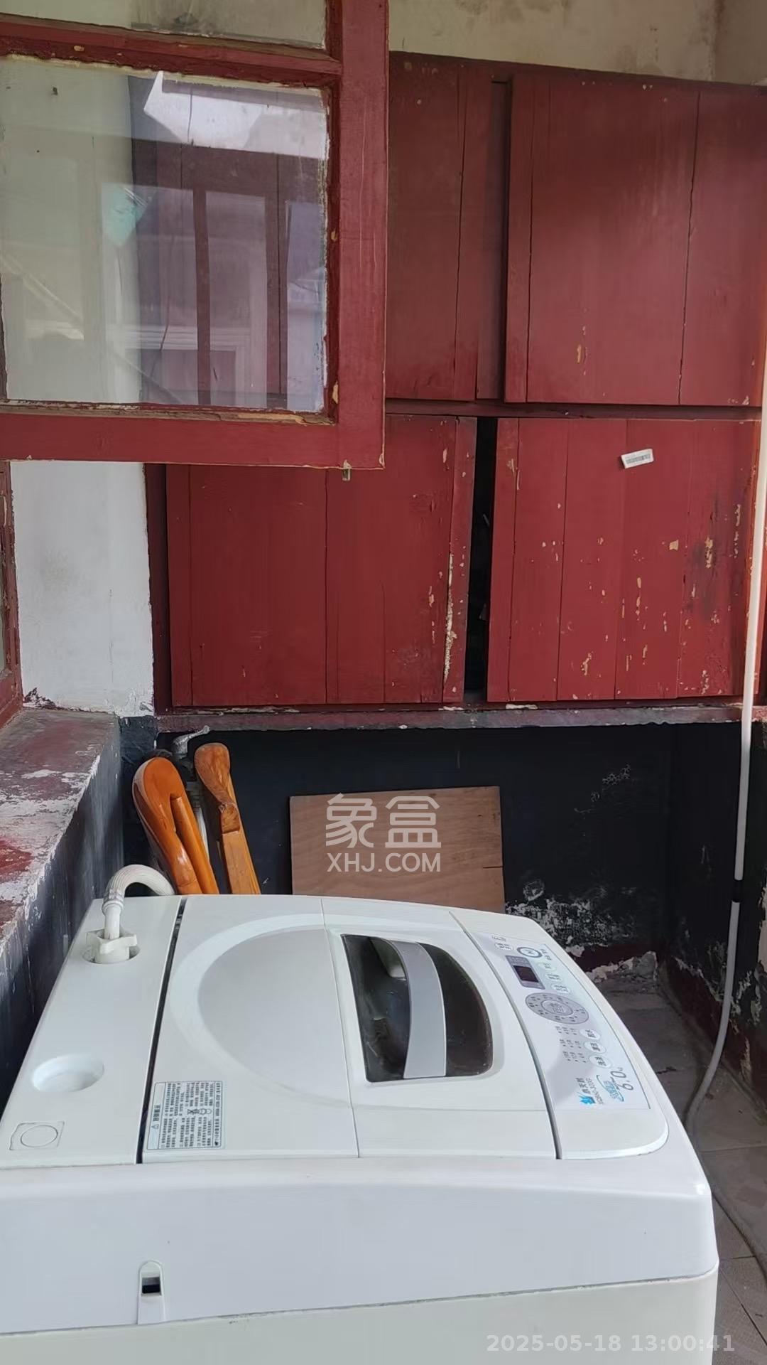 公交园小区(公交新村) 3室2厅1卫 899.0元/月 公交园小区(公交新村) 3室2厅1卫 899.0元/月室内图