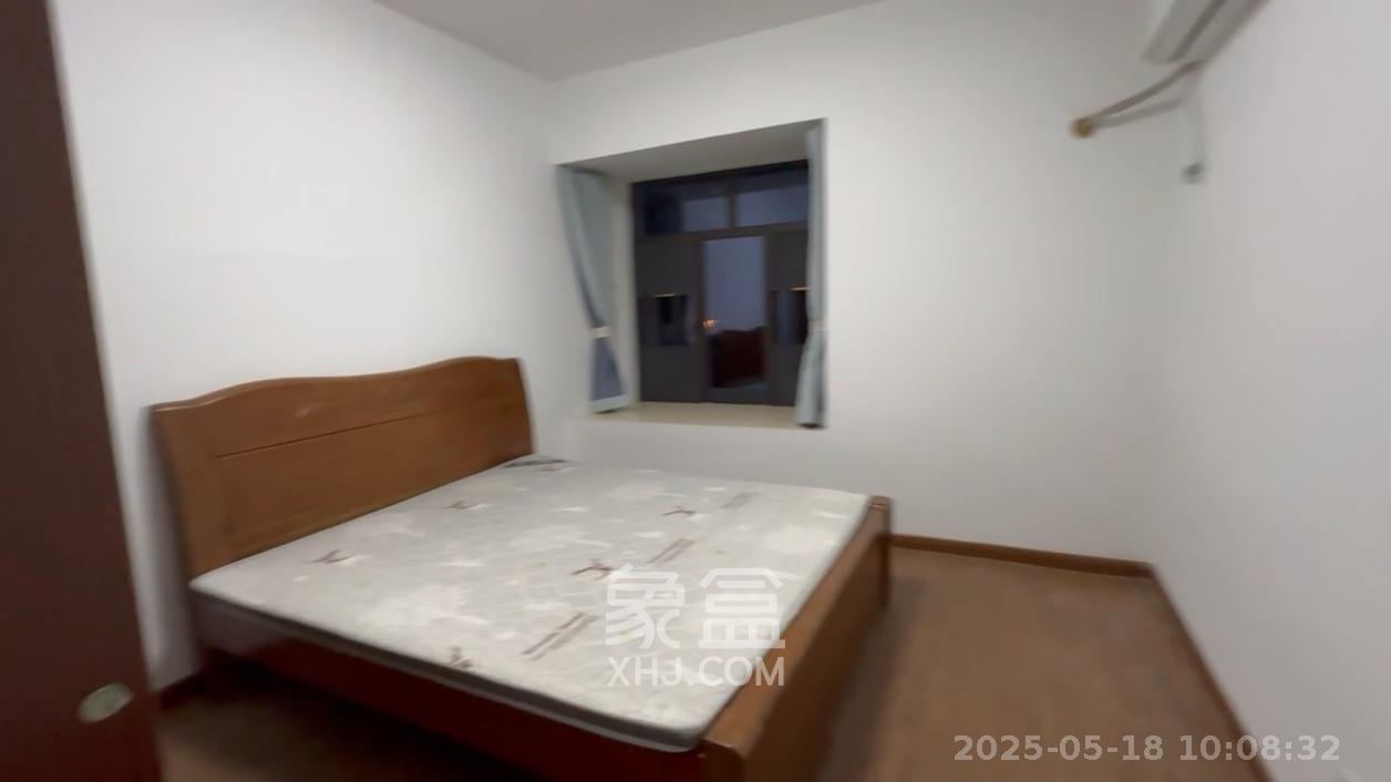 德润小区（丰升德润小区）  3室2厅2卫   2500.00元/月室内图
