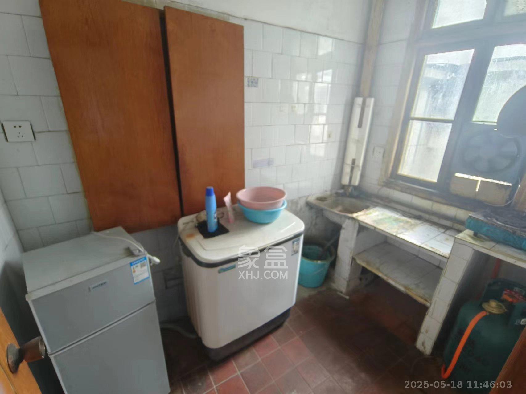 幸福桥、潘家坪路散盘 2室1厅1卫 800.0元/月 幸福桥、潘家坪路散盘 2室1厅1卫 800.0元/月室内图