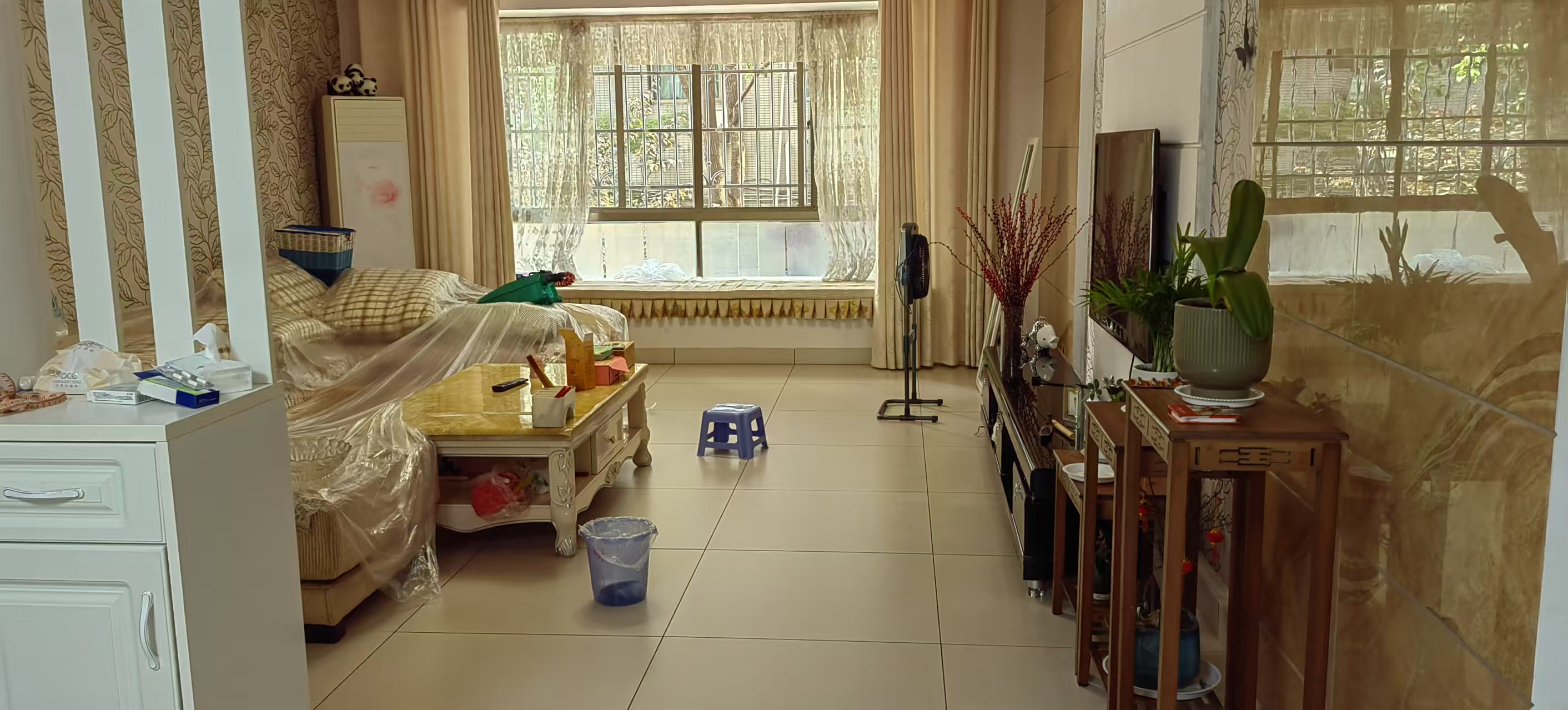 蓝盾景园一期 3室2厅1卫 65.0万 蓝盾景园一期 3室2厅1卫 65.0万室内图