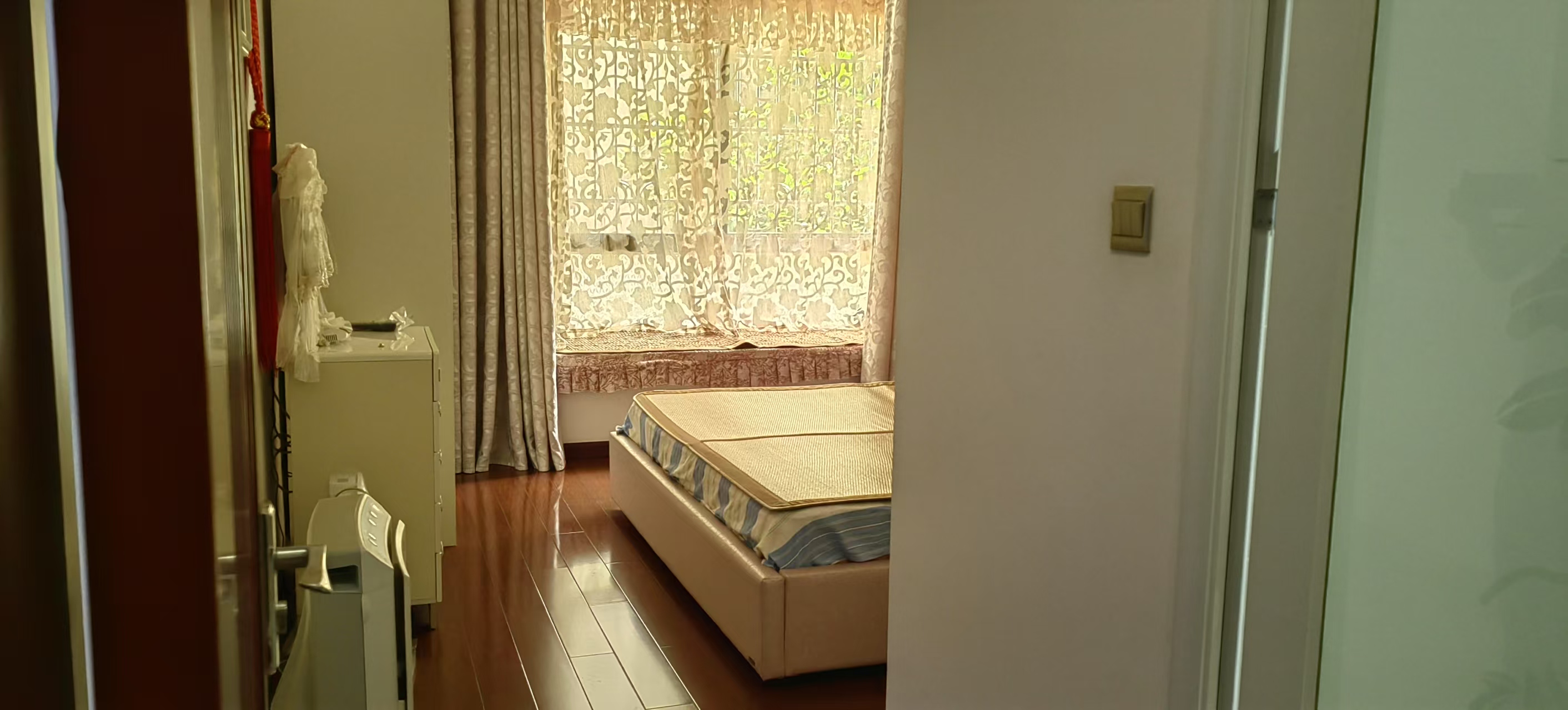 蓝盾景园一期 3室2厅1卫 65.0万 蓝盾景园一期 3室2厅1卫 65.0万室内图