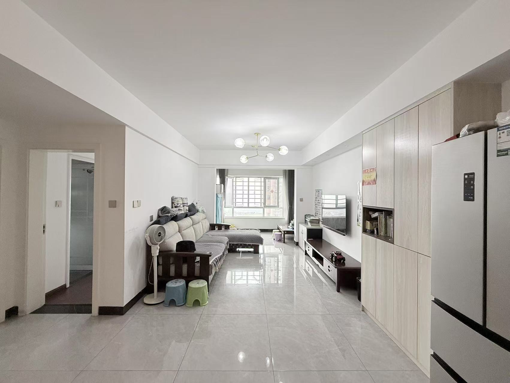 城市公园 3室2厅2卫 49.0万 城市公园 3室2厅2卫 49.0万室内图