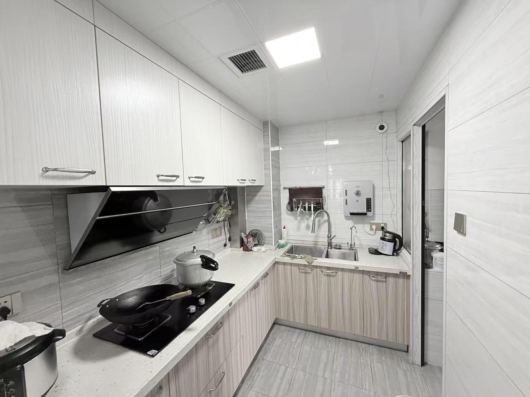 城市公园 3室2厅2卫 49.0万 城市公园 3室2厅2卫 49.0万室内图