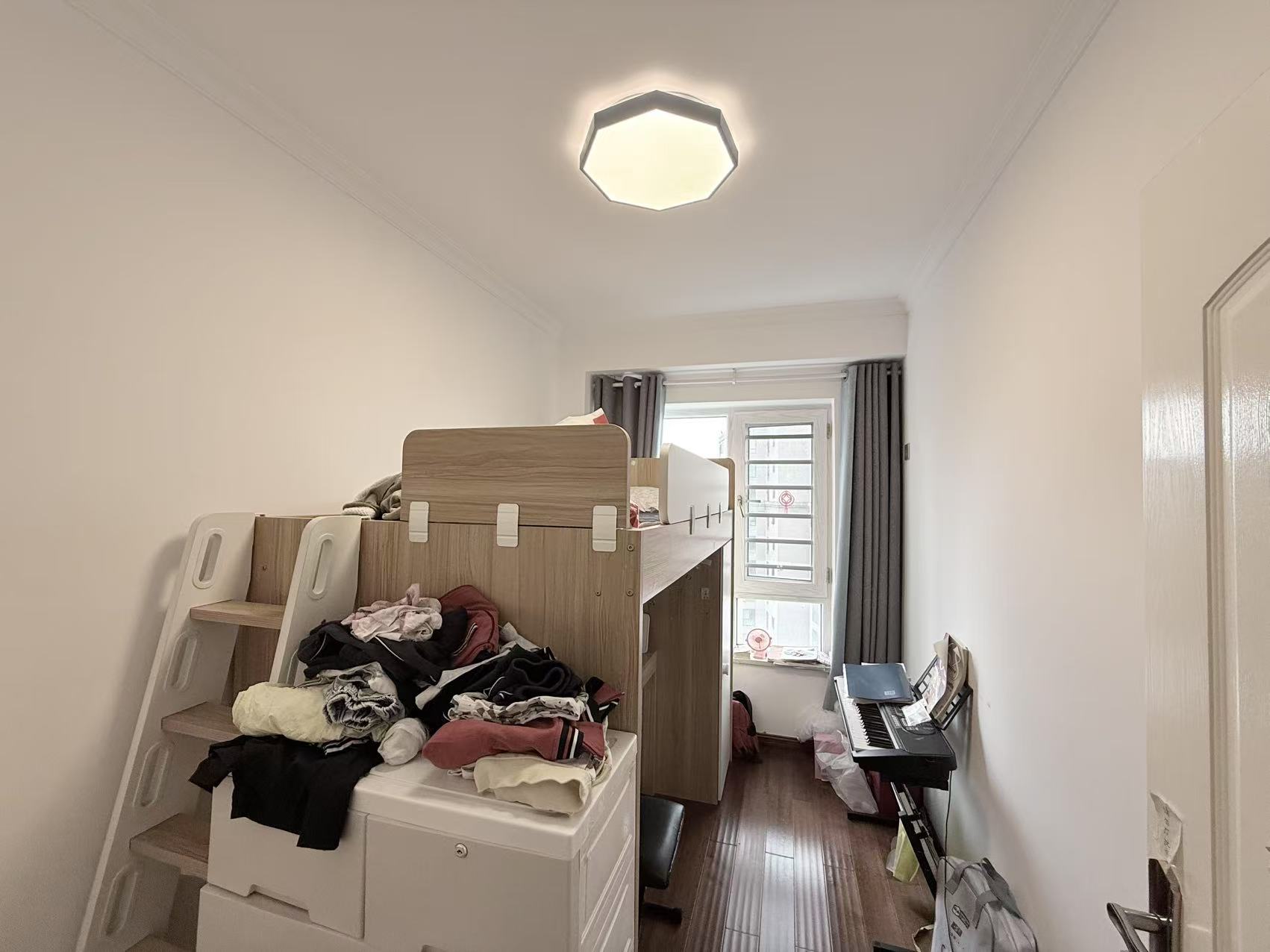 城市公园 3室2厅2卫 49.0万 城市公园 3室2厅2卫 49.0万室内图