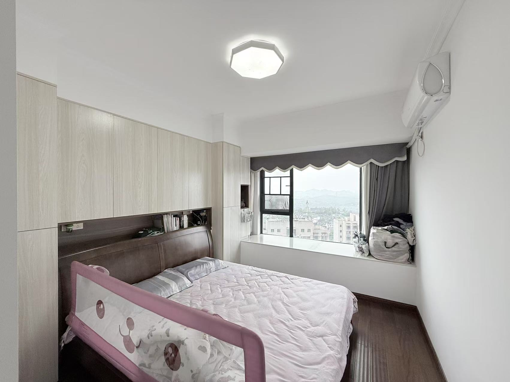 城市公园 3室2厅2卫 49.0万 城市公园 3室2厅2卫 49.0万室内图