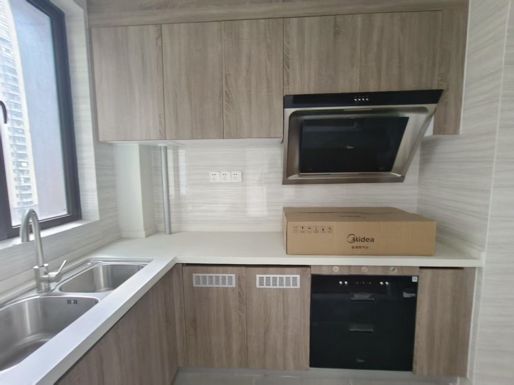 美的翰城  3室2厅2卫    108.0万室内图