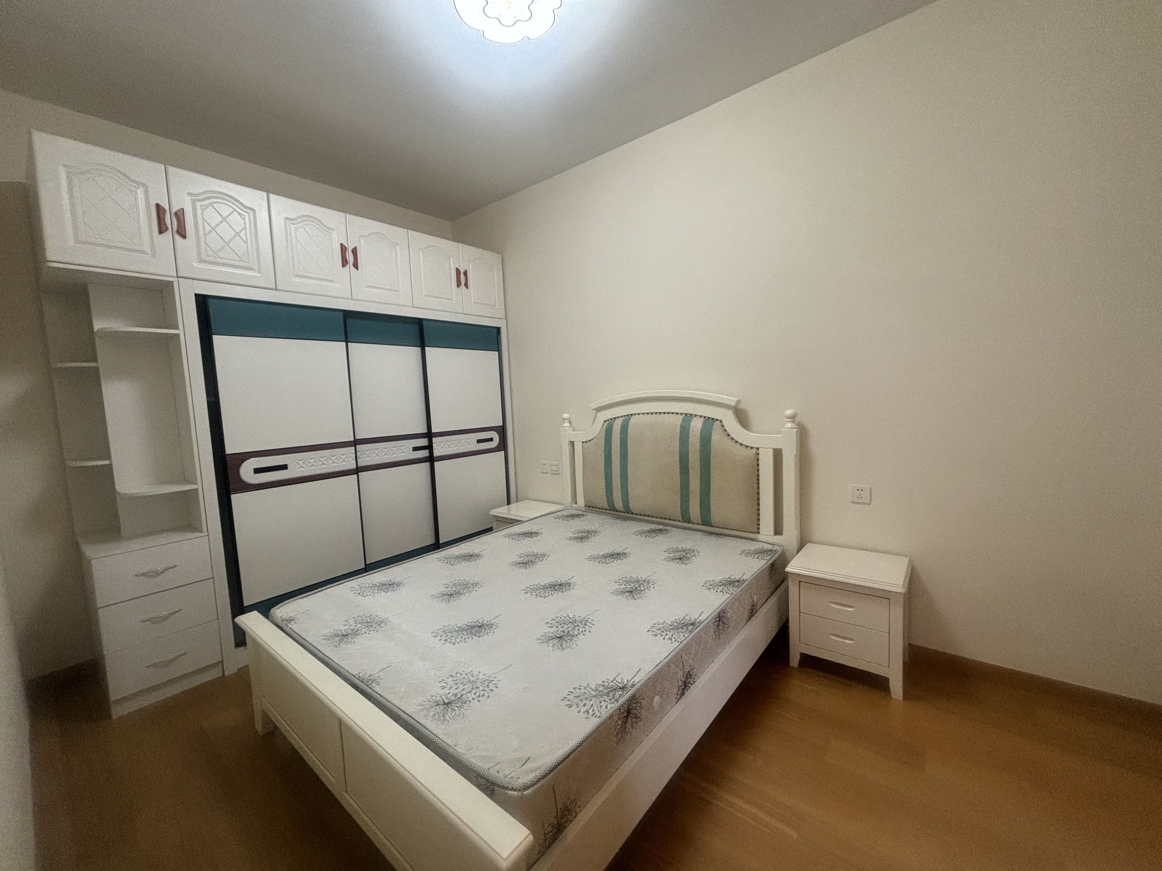 晋合湘水湾三期 3室2厅2卫 70.00万 晋合湘水湾三期 3室2厅2卫 70.00万室内图