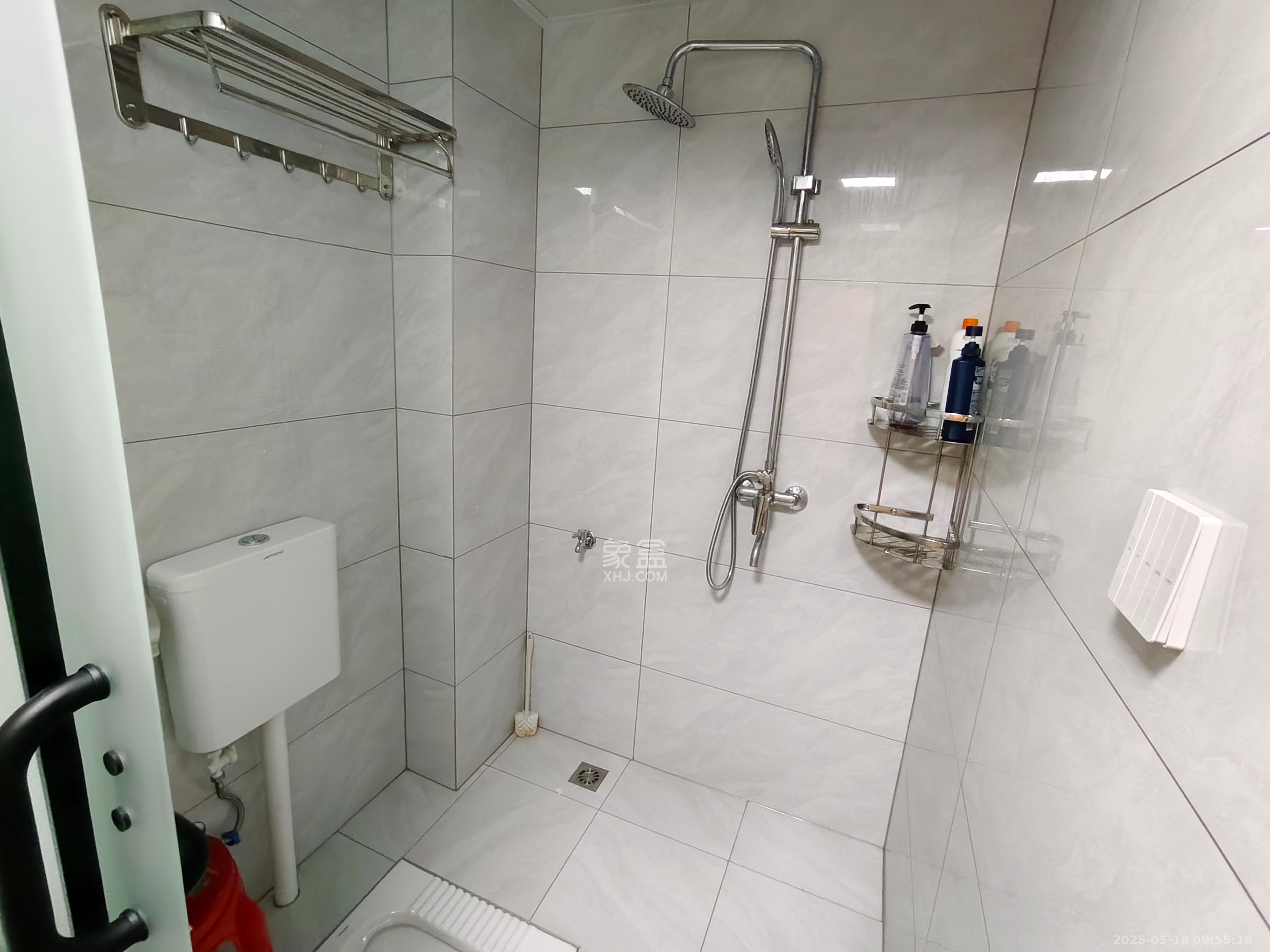 欣积福湾七期  2室2厅1卫   1200.00元/月室内图