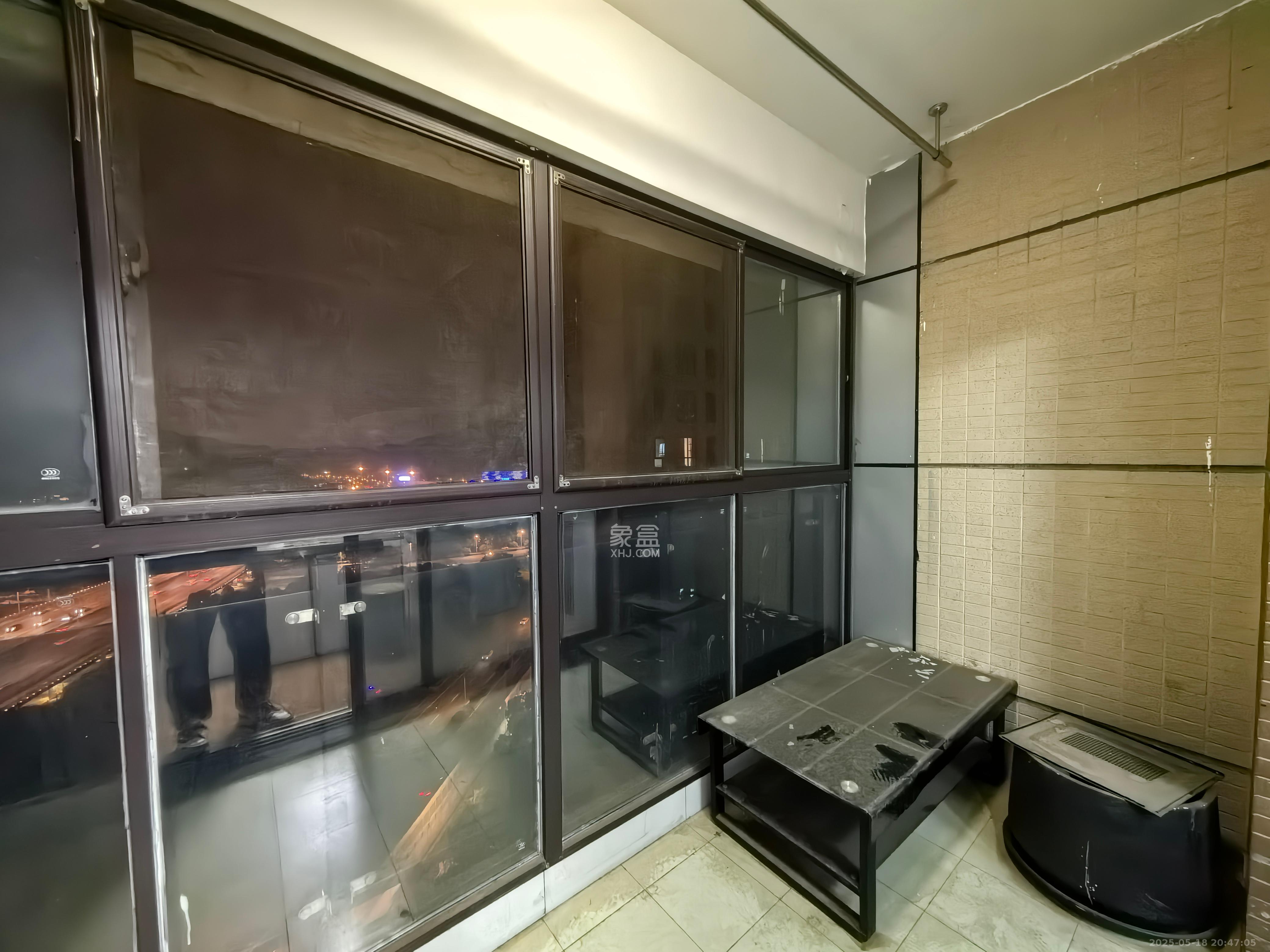 达美D6区  3室2厅1卫   2500.00元/月室内图