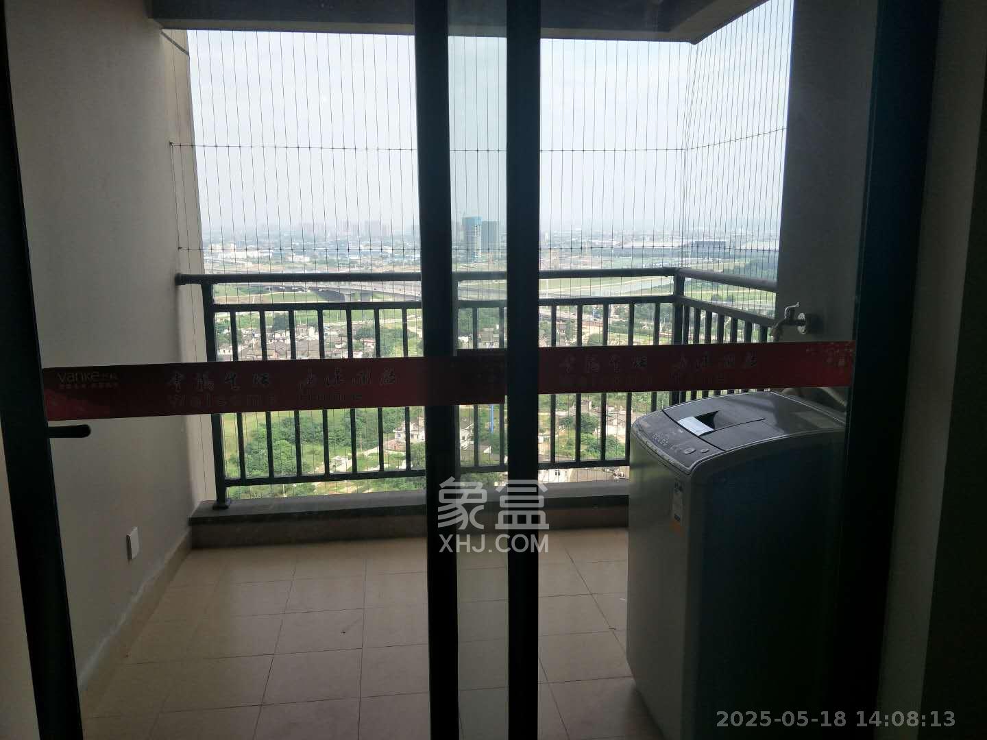 万科魅力之城  3室2厅2卫    2200.0元/月 万科魅力之城  3室2厅2卫    2200.0元/月室内图