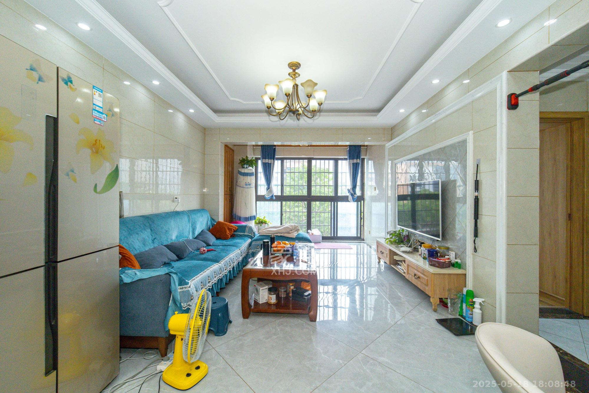 国泰九龙湾 3室2厅1卫 66.8万 国泰九龙湾 3室2厅1卫 66.8万客厅