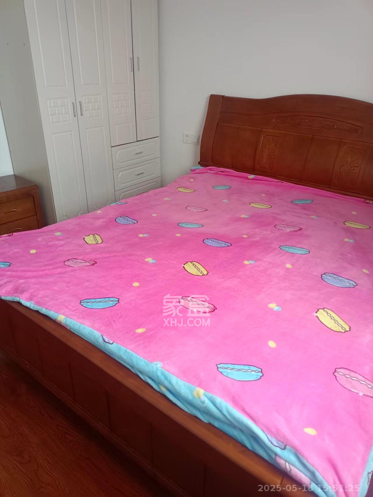 光明城市(星辰青年城) 3室2厅1卫 2500.0元/月 光明城市(星辰青年城) 3室2厅1卫 2500.0元/月室内图