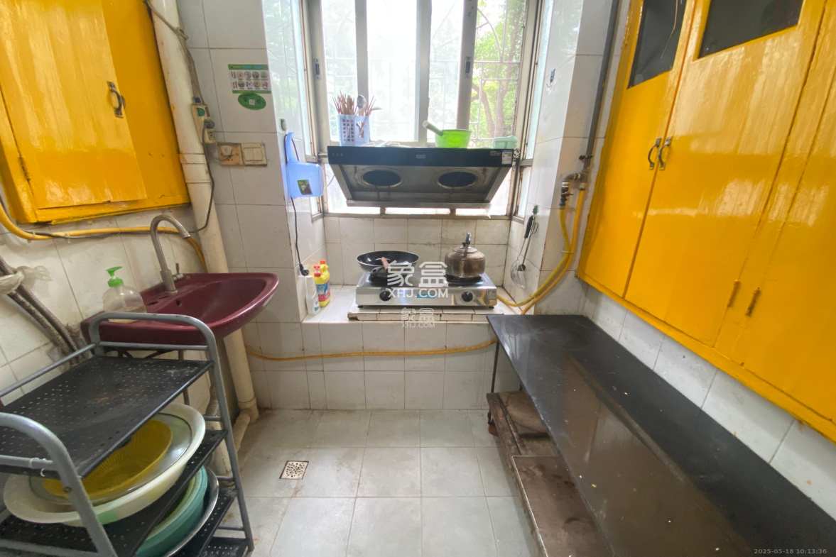 长沙市人防办宿舍(白沙路112号) 2室2厅1卫 1800.0元/月 长沙市人防办宿舍(白沙路112号) 2室2厅1卫 1800.0元/月室内图