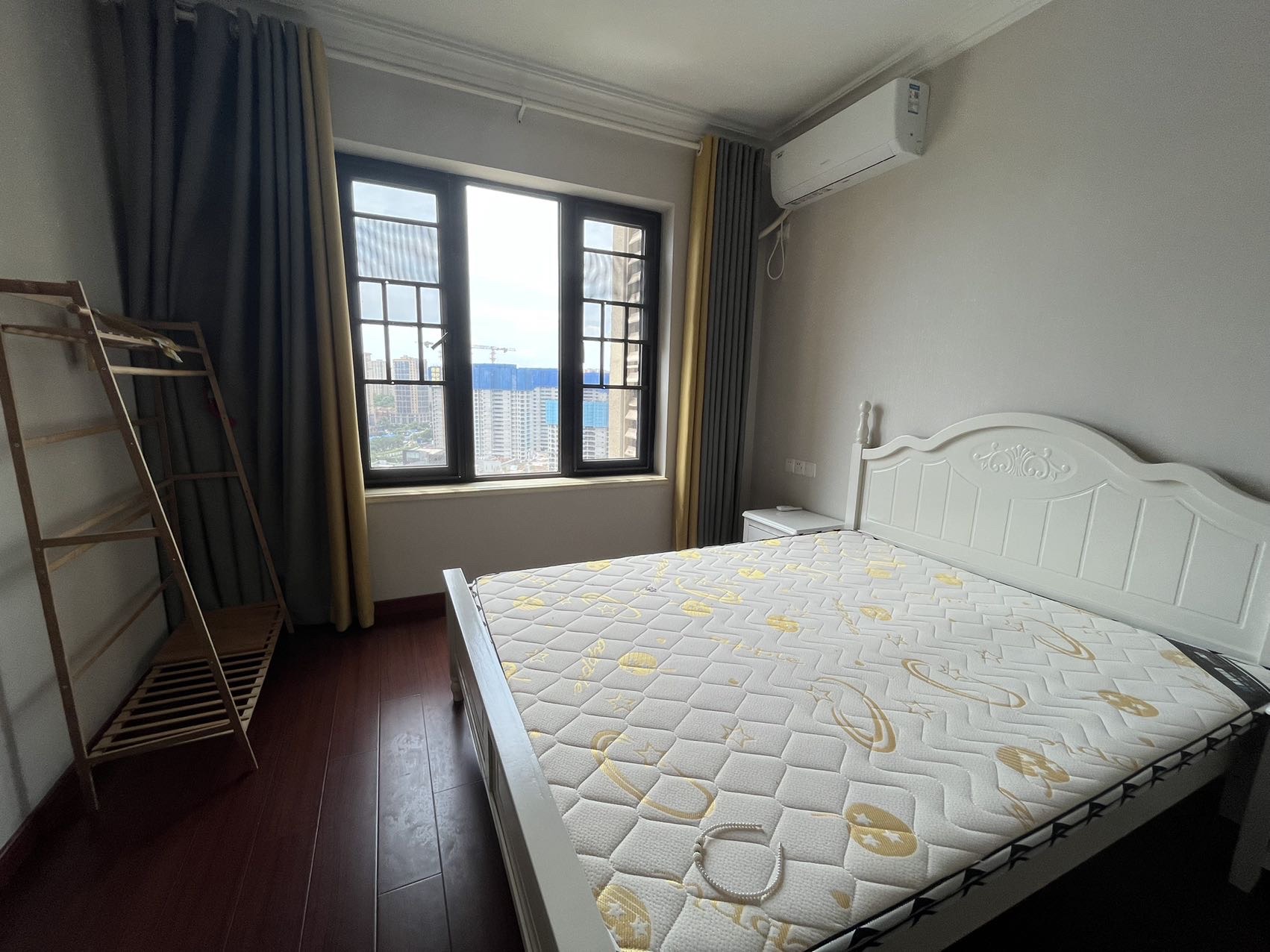 中海珑悦府  1室0厅0卫    3500.0元/月 中海珑悦府  1室0厅0卫    3500.0元/月户型图