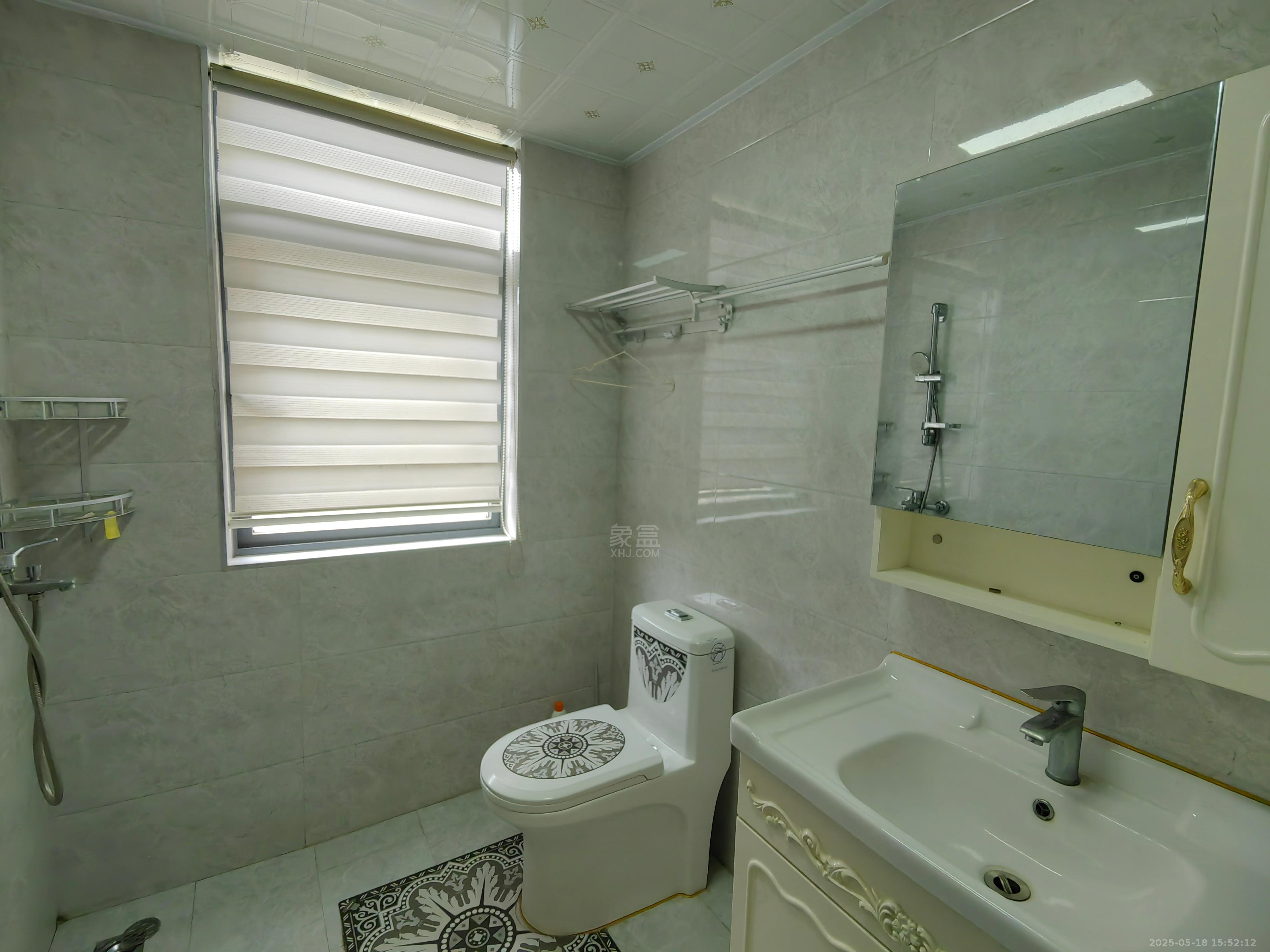 时代新城(翰林府) 3室2厅1卫 1400.0元/月 时代新城(翰林府) 3室2厅1卫 1400.0元/月室内图