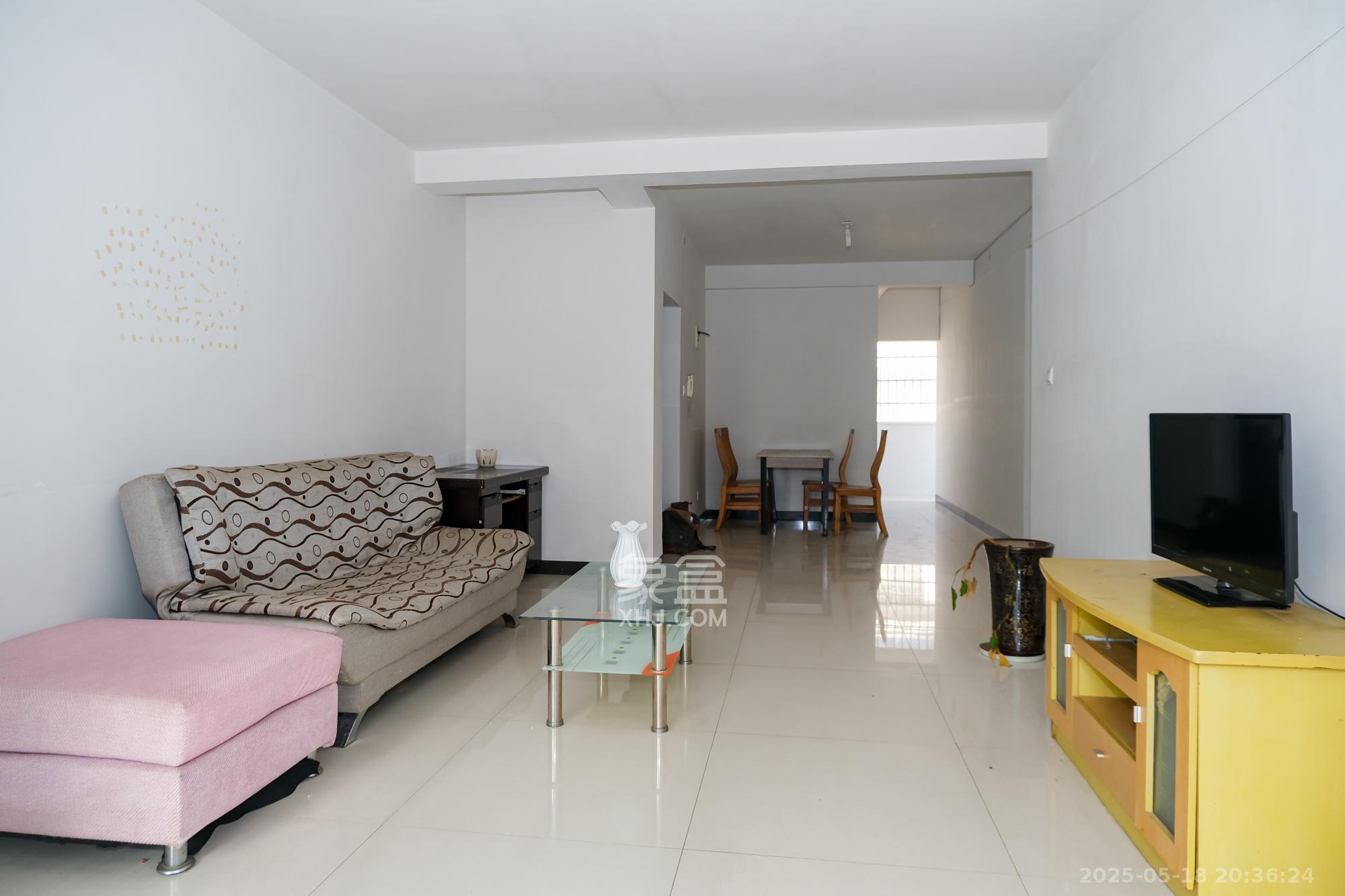 红树湾 2室2厅1卫 42.8万 红树湾 2室2厅1卫 42.8万客厅