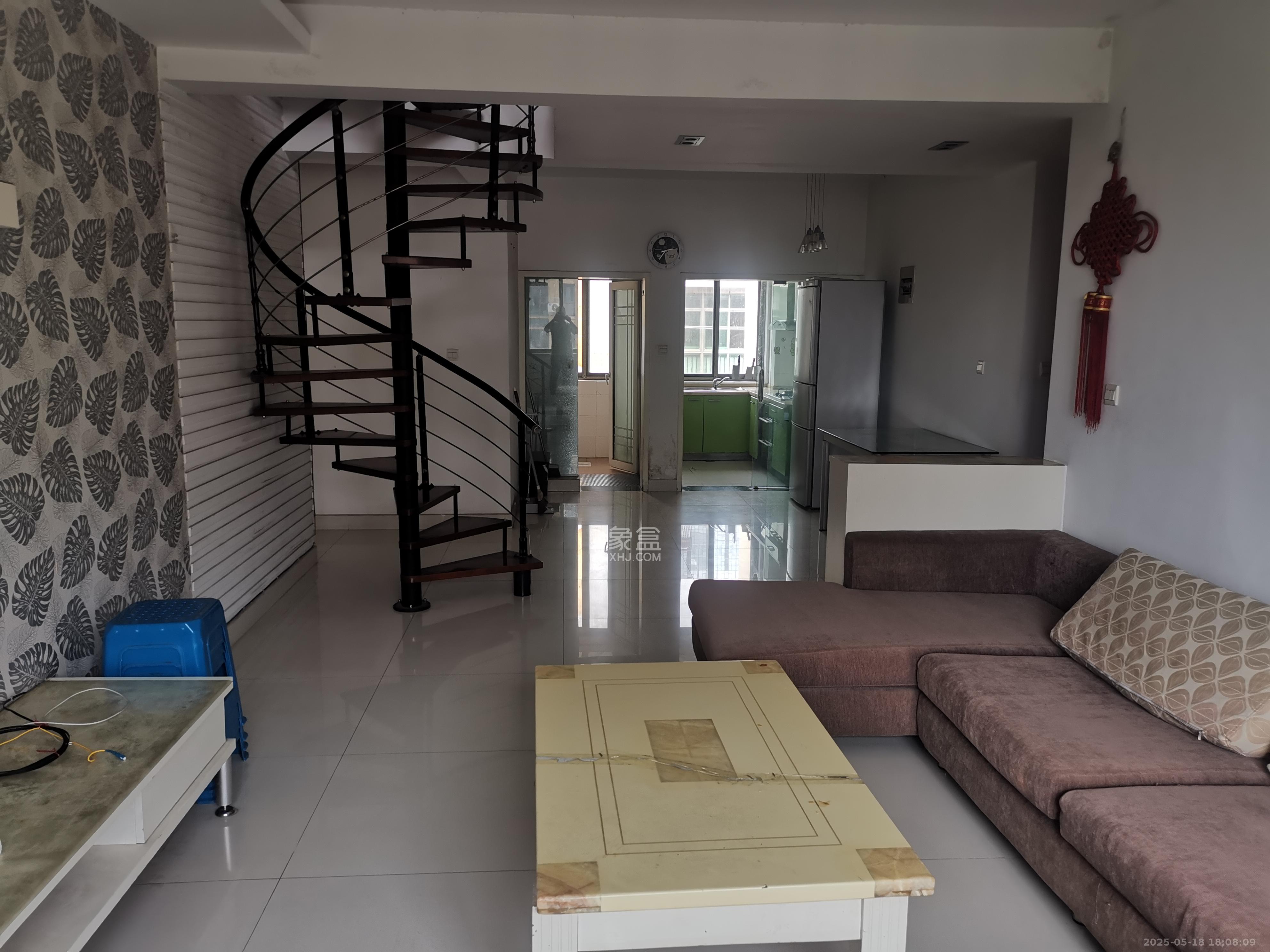 南苑小区 3室2厅1卫 2500.0元/月 南苑小区 3室2厅1卫 2500.0元/月室内图