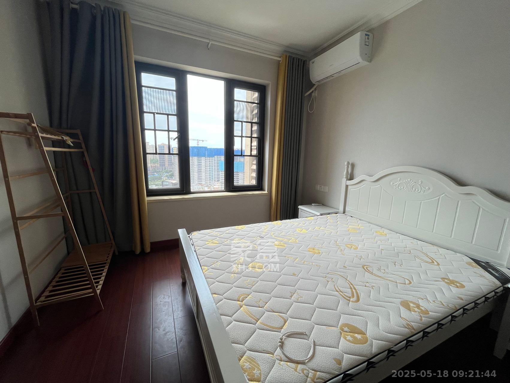 中海珑悦府  1室0厅0卫    3500.0元/月 中海珑悦府  1室0厅0卫    3500.0元/月室内图