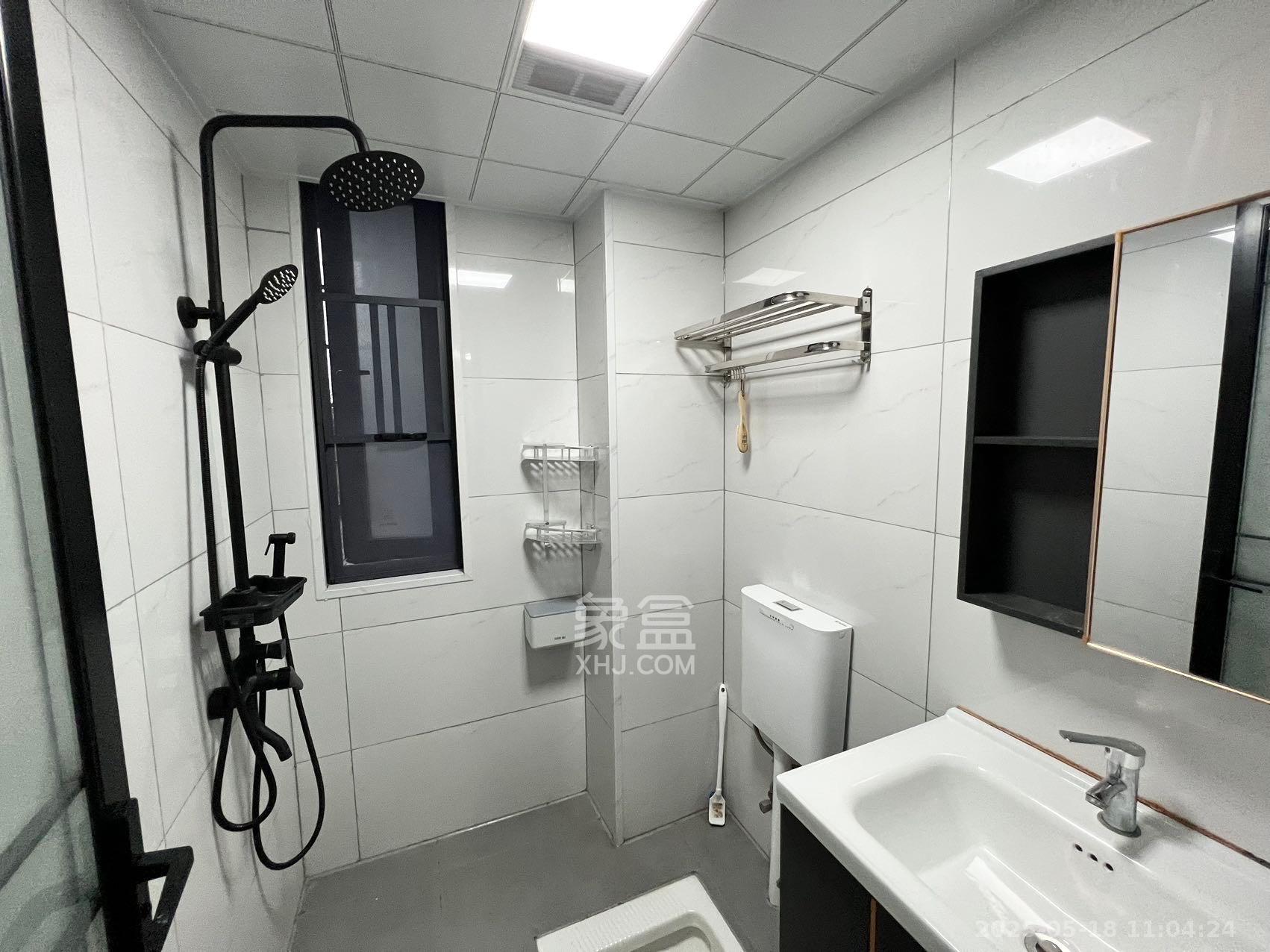 东合新苑  2室2厅1卫   2000.00元/月室内图