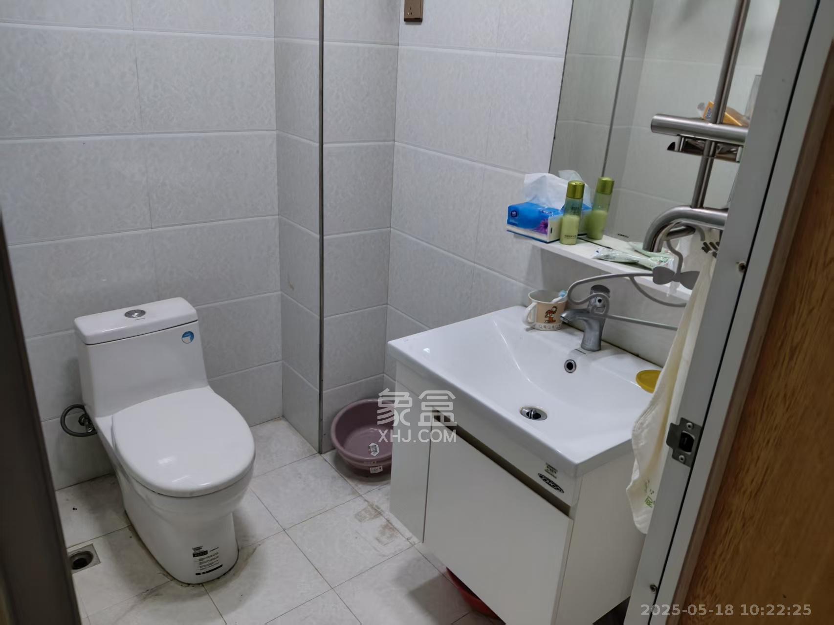 水印康桥  3室2厅2卫   800.00元/月室内图