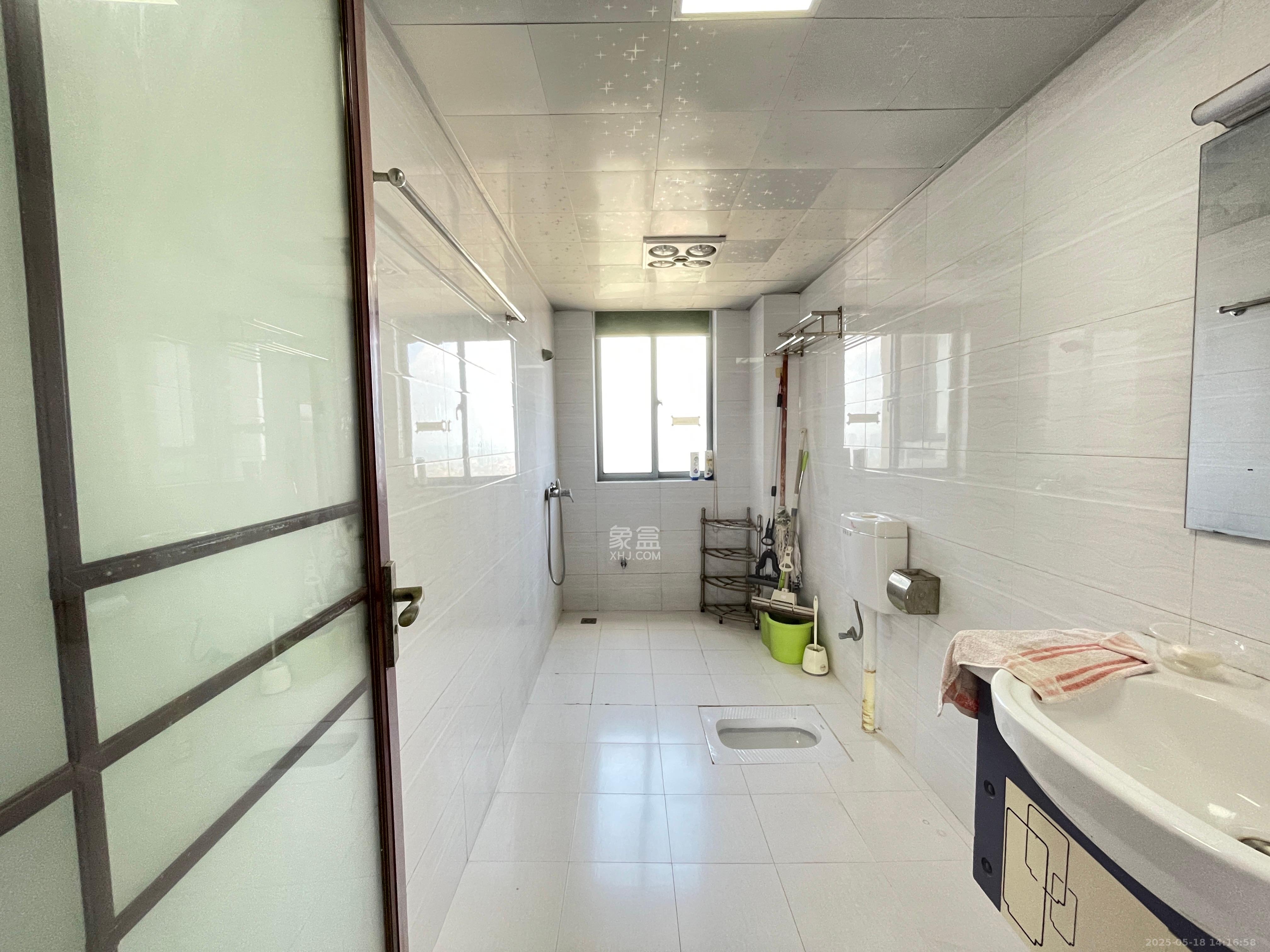 雄新水印廊桥（雄新华府）  1室2厅1卫   2200.00元/月室内图