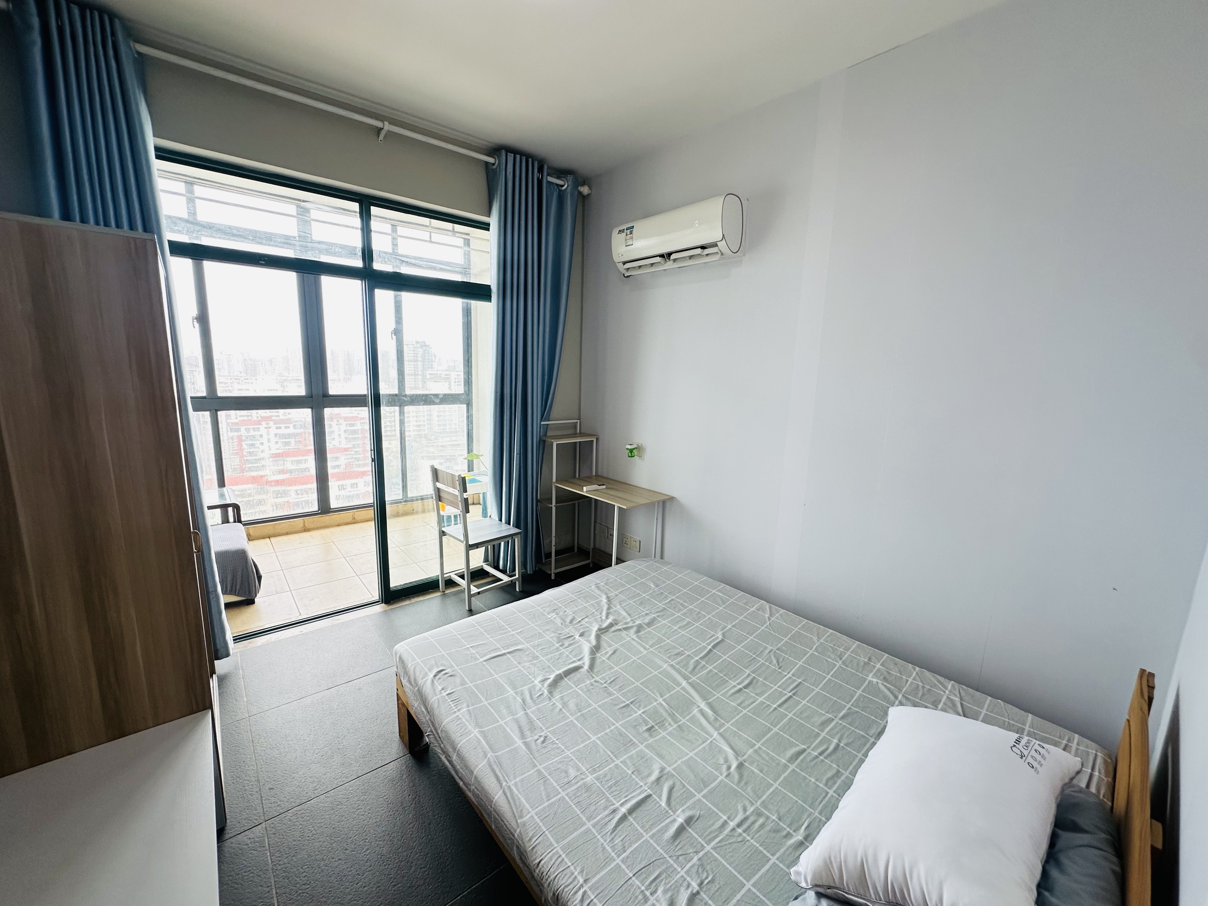 海景花园 2室2厅1卫 2000.0元/月 海景花园 2室2厅1卫 2000.0元/月室内图