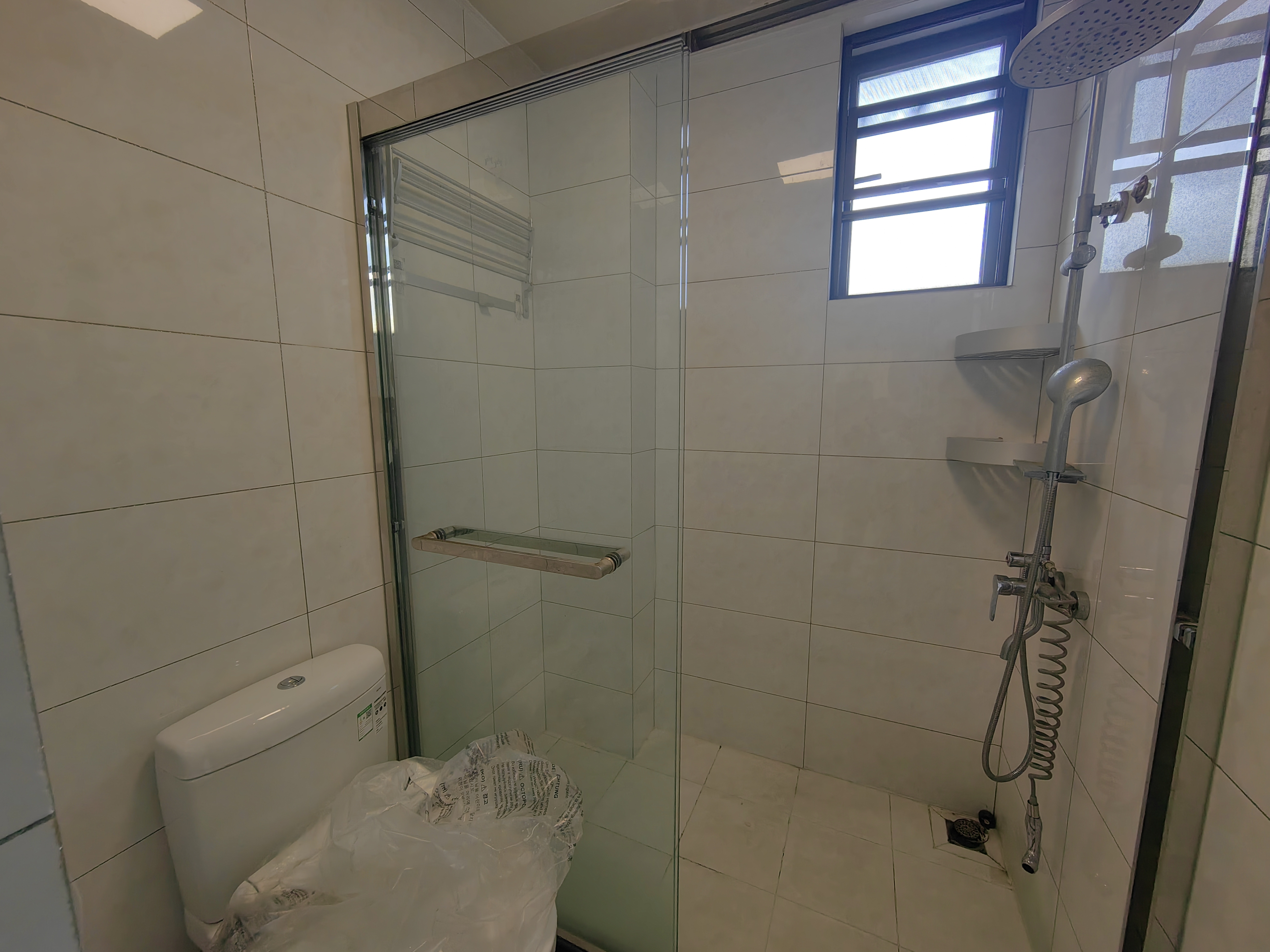 怡和湖城大境 5室2厅2卫 6000.0元/月 怡和湖城大境 5室2厅2卫 6000.0元/月室内图