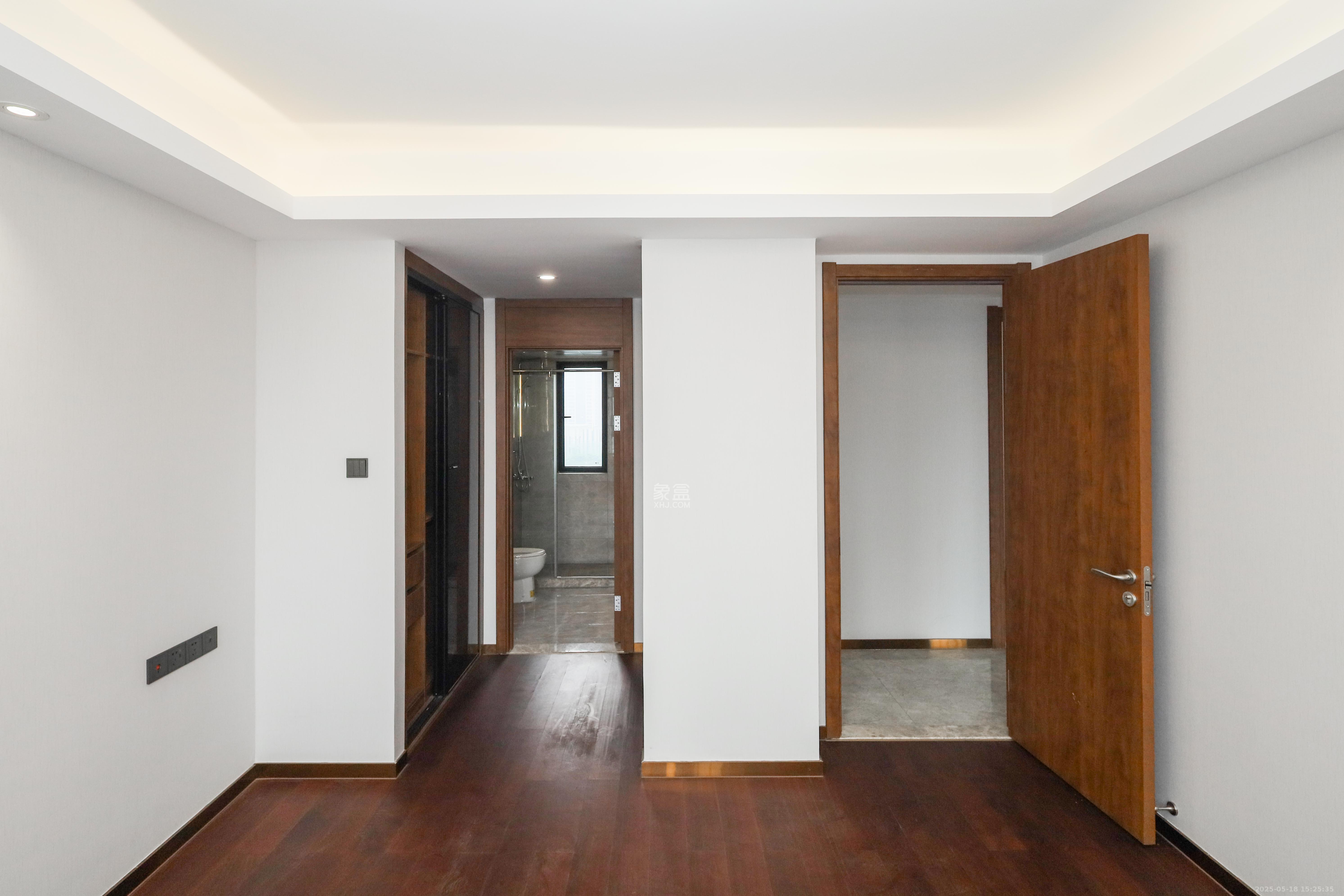 梅溪悦章  4室2厅2卫    168.0万 梅溪悦章  4室2厅2卫    168.0万卧室