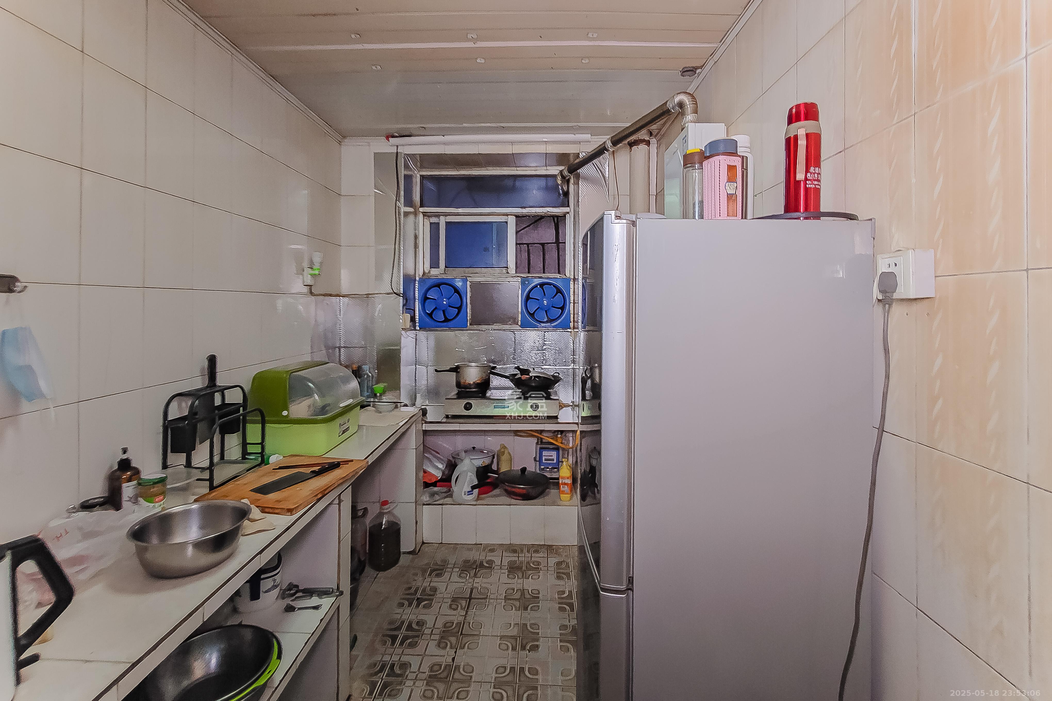 学院新村  2室2厅1卫    91.0万 学院新村  2室2厅1卫    91.0万厨房