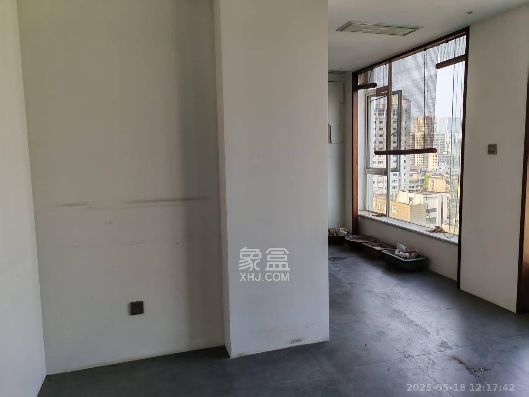 城市之心 1室1厅1卫 7000.0元/月 城市之心 1室1厅1卫 7000.0元/月室内图