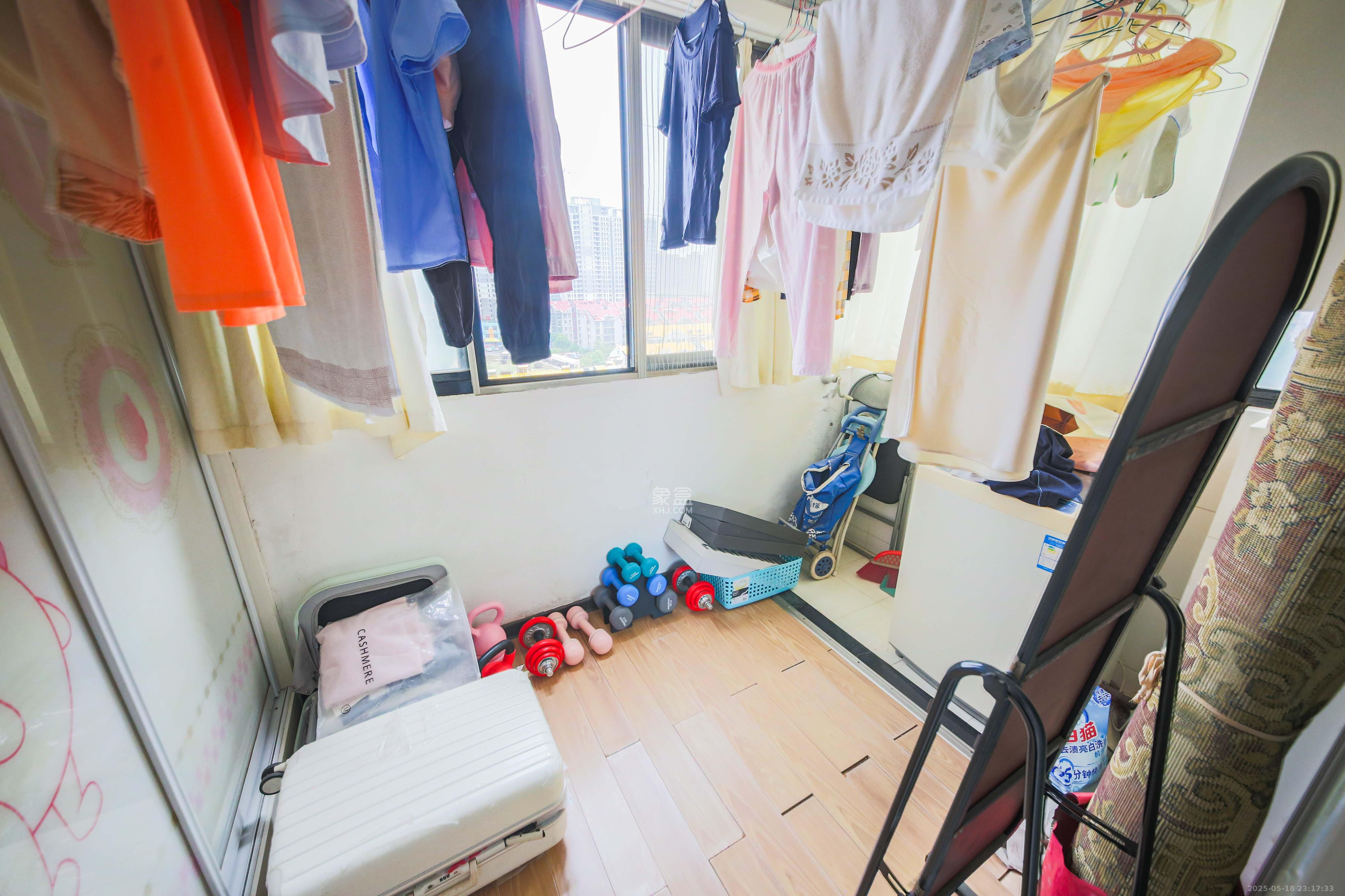 旺坤家园 1室1厅1卫 41.8万 旺坤家园 1室1厅1卫 41.8万阳台