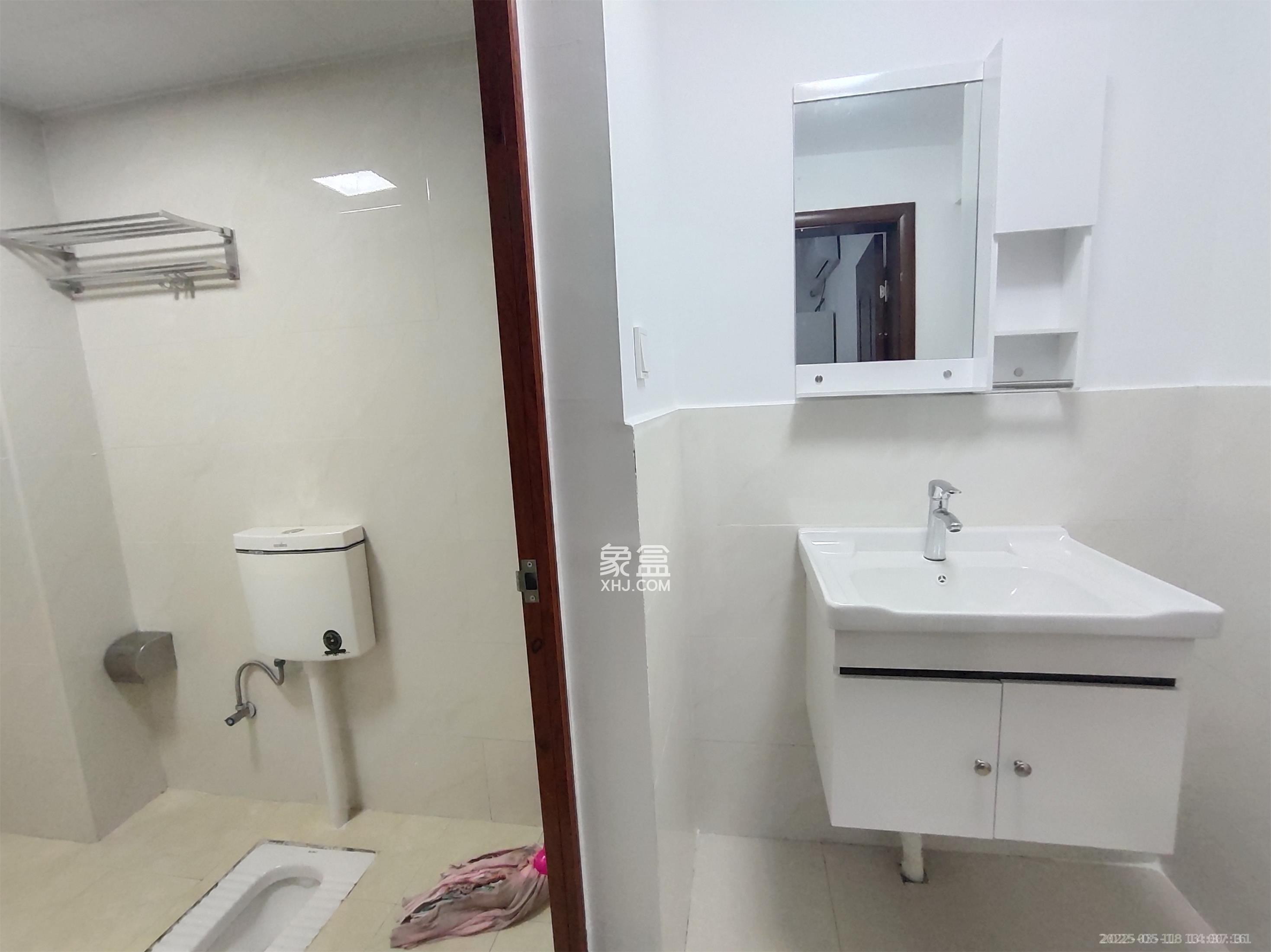 兰亭湾畔  3室2厅1卫   2700.00元/月室内图