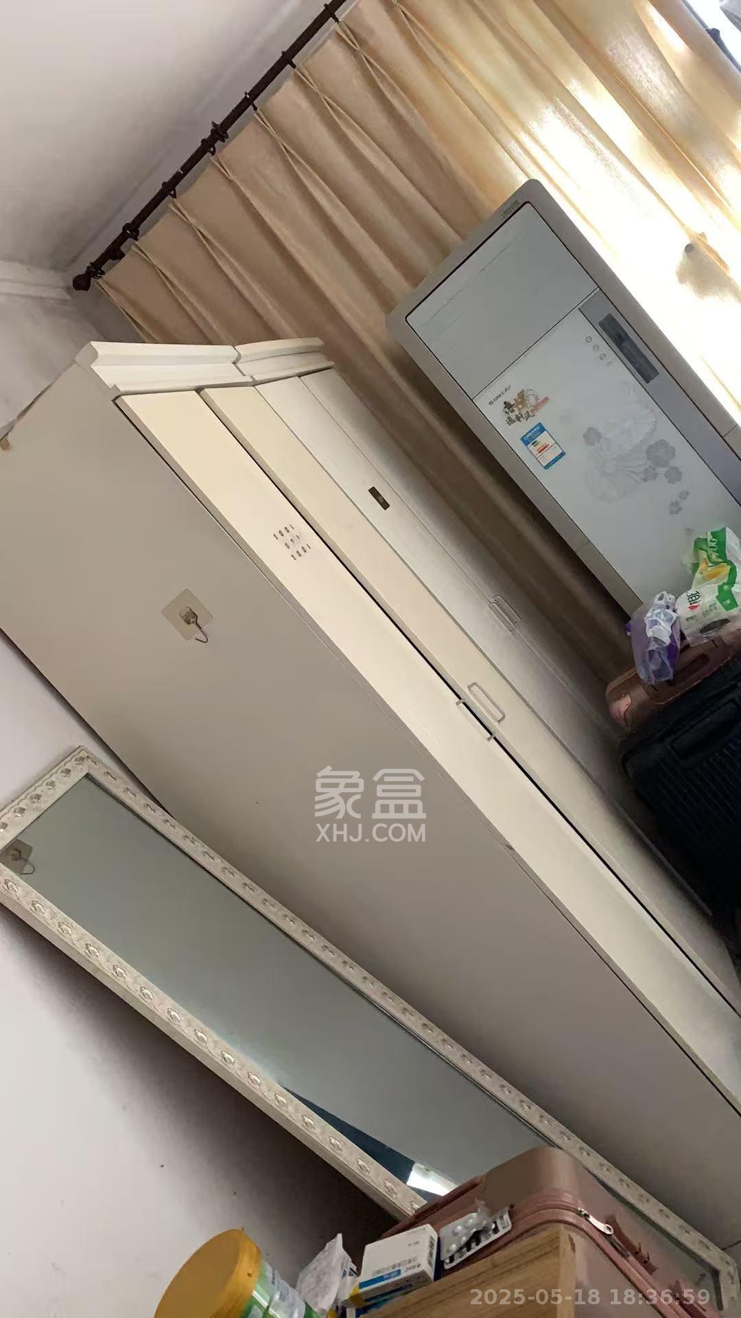 三万英尺  1室1厅1卫   1300.00元/月室内图
