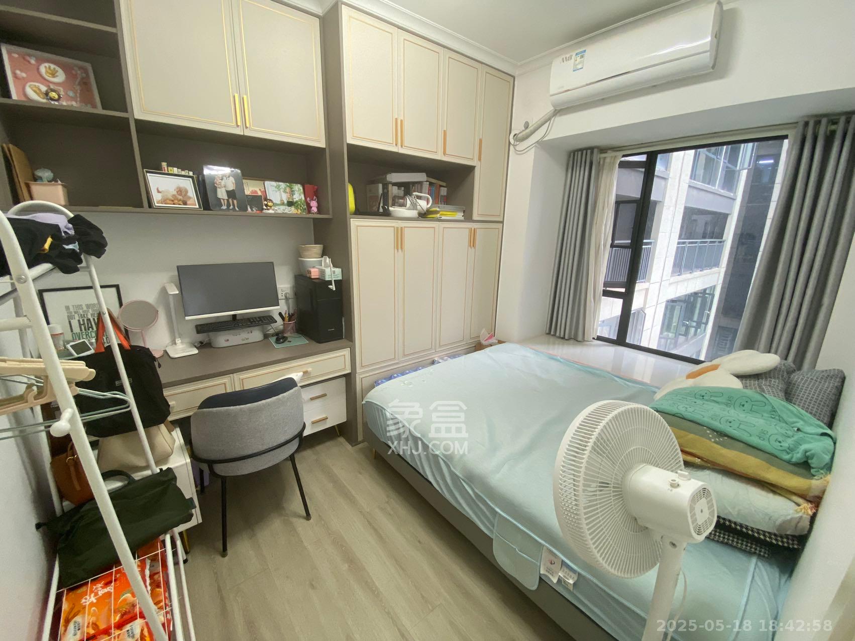 南山十里天池  3室2厅2卫   2500.00元/月室内图