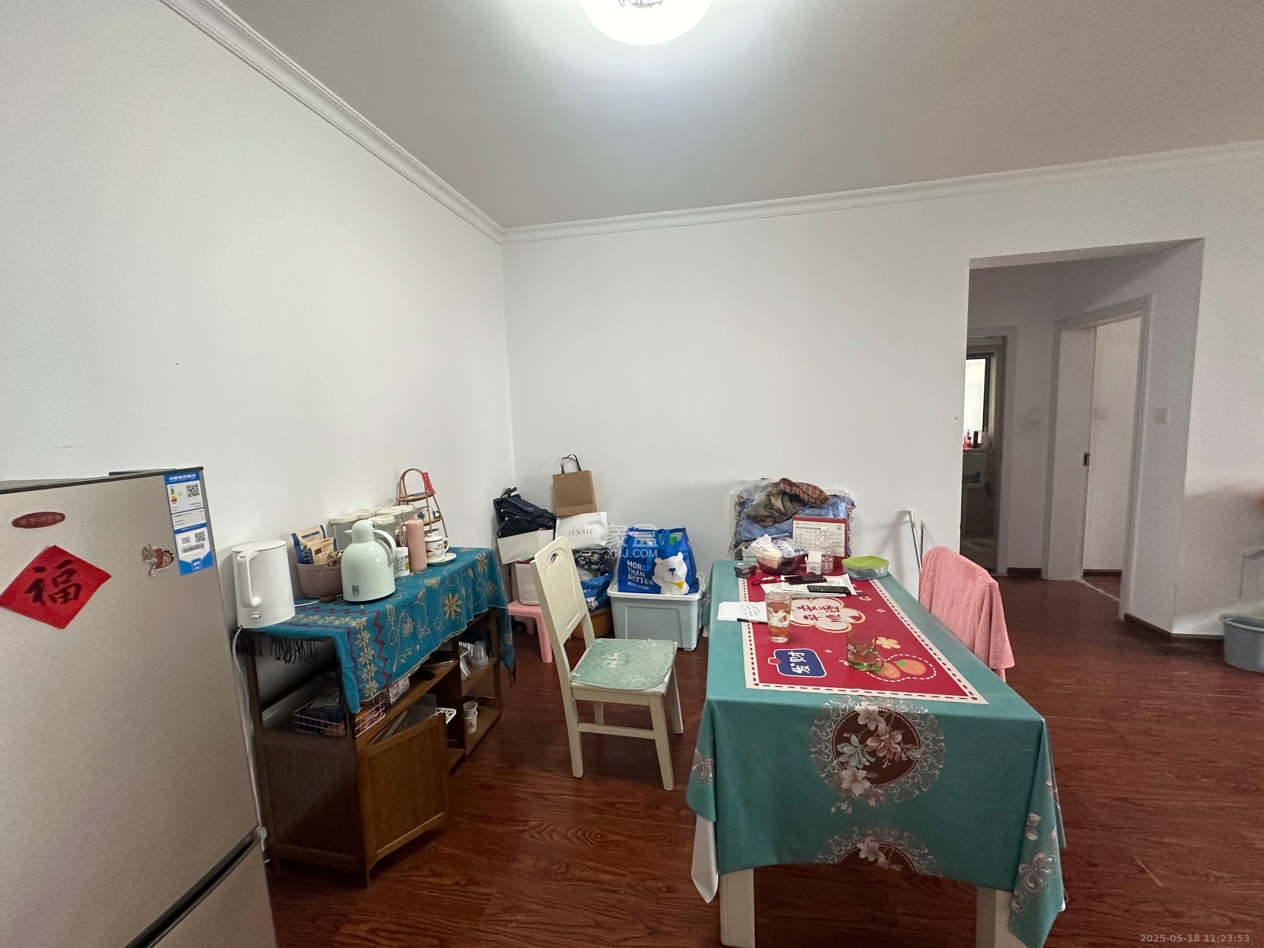八方小区B区  3室2厅2卫   3500.00元/月室内图