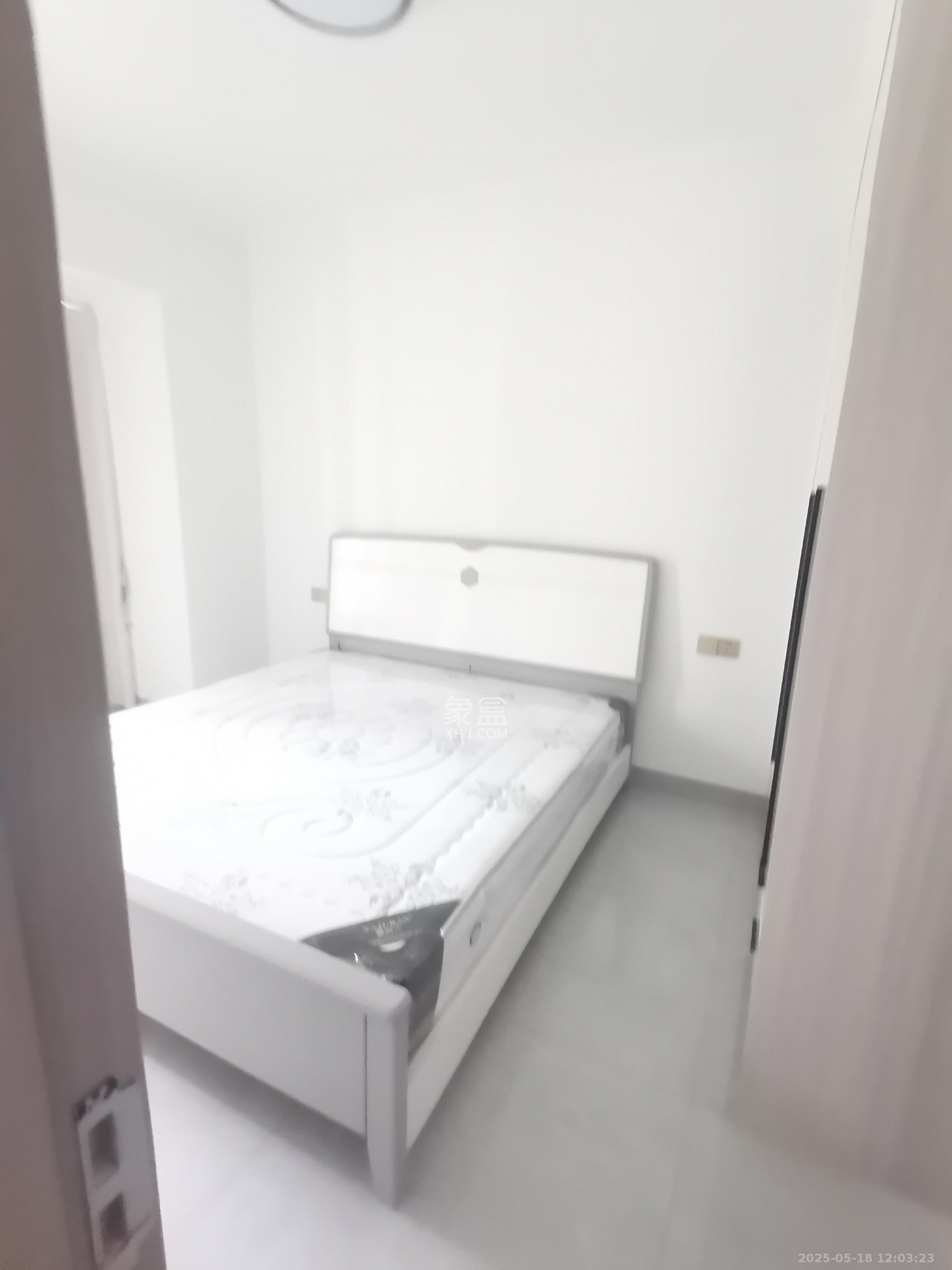 金地兰亭樾  3室2厅2卫   2500.00元/月室内图
