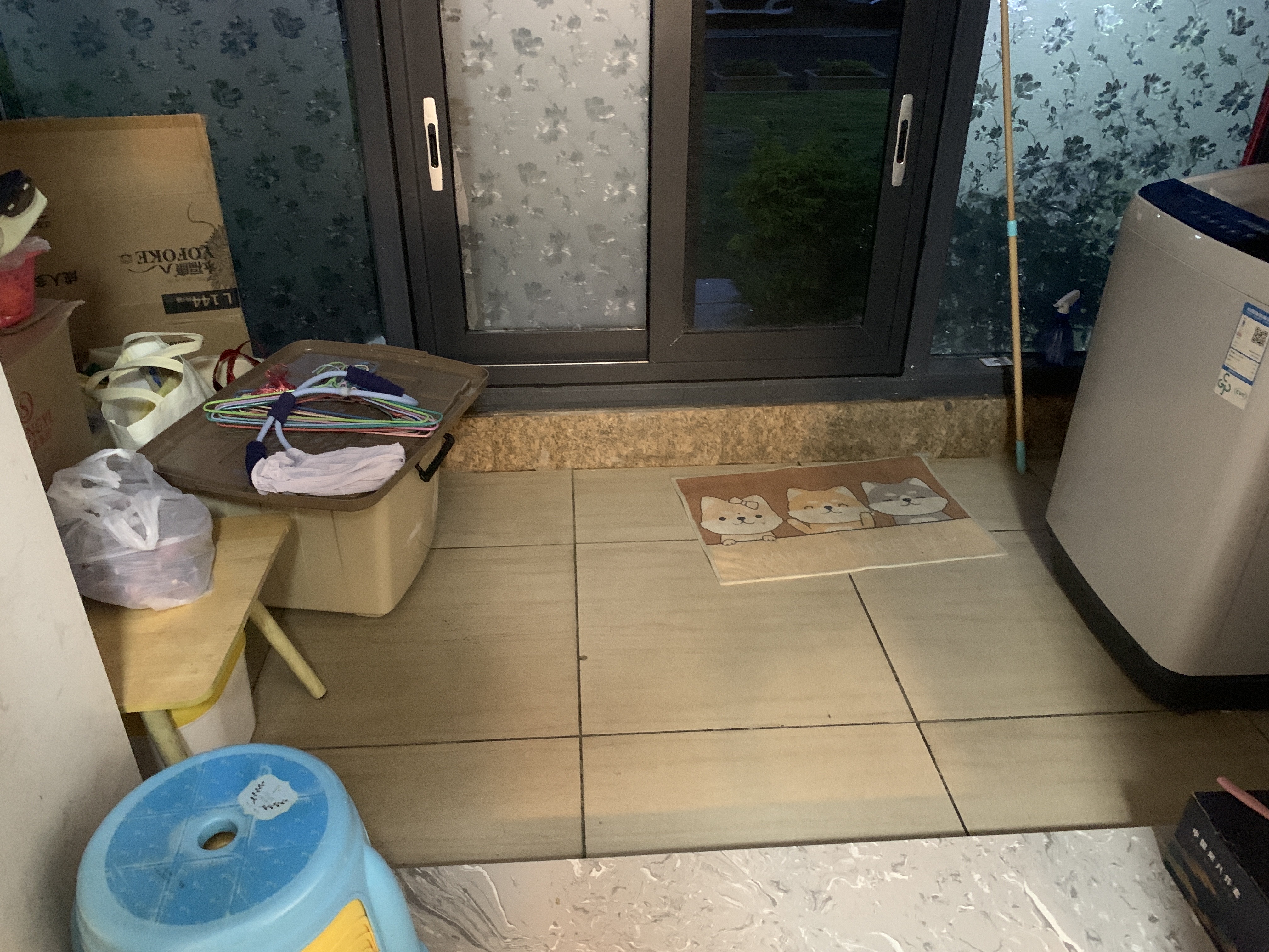 碧桂园一、二期(中央首府) 1室1厅1卫 98.0万 碧桂园一、二期(中央首府) 1室1厅1卫 98.0万客厅