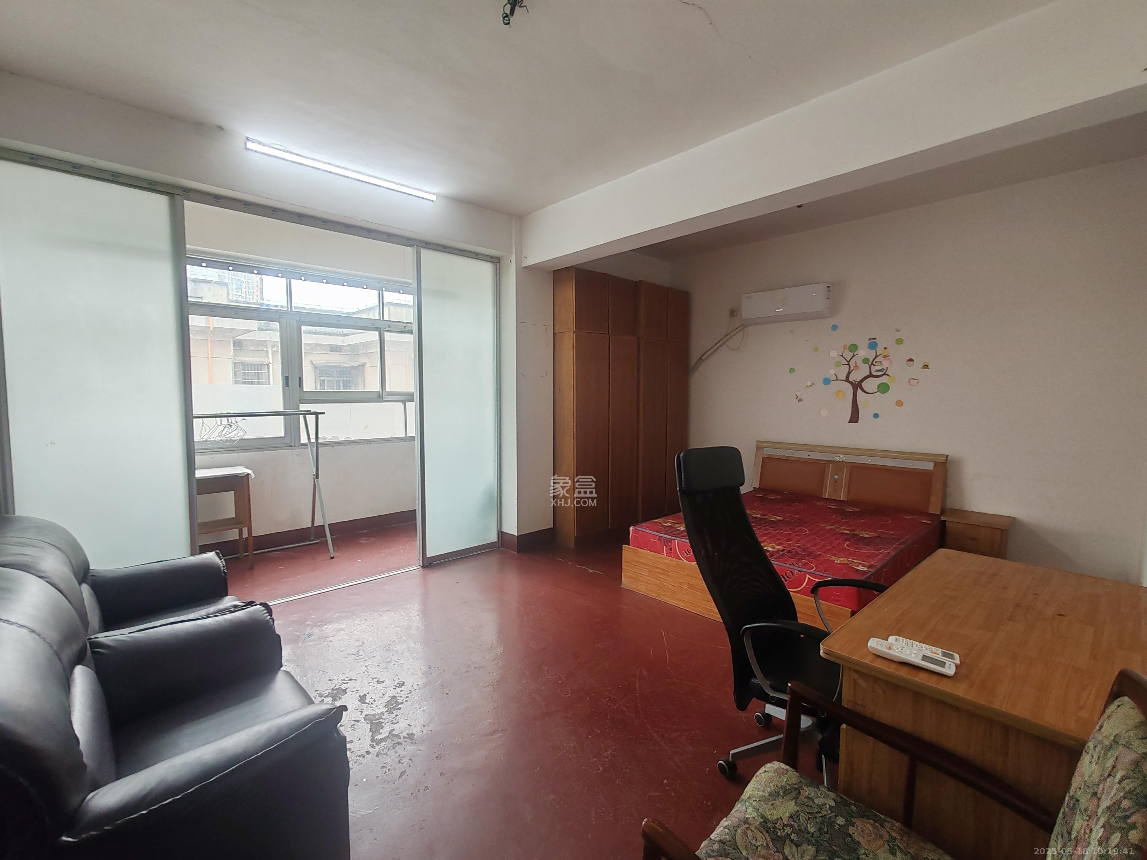 通程物流宿舍 2室2厅1卫 1300.0元/月 通程物流宿舍 2室2厅1卫 1300.0元/月室内图