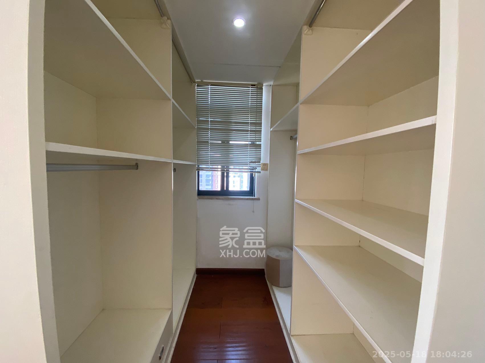 建发汇金国际  3室2厅1卫   3200.00元/月室内图