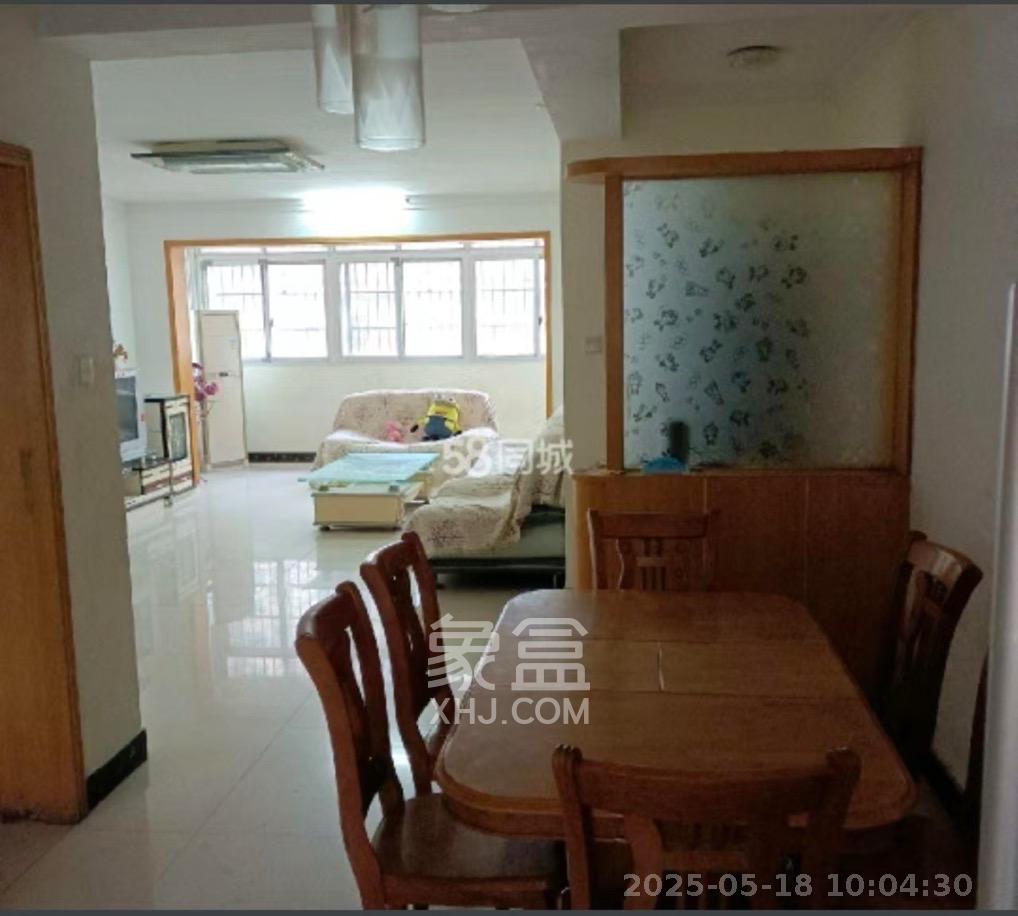 洪山家园  3室2厅2卫   1700.00元/月室内图