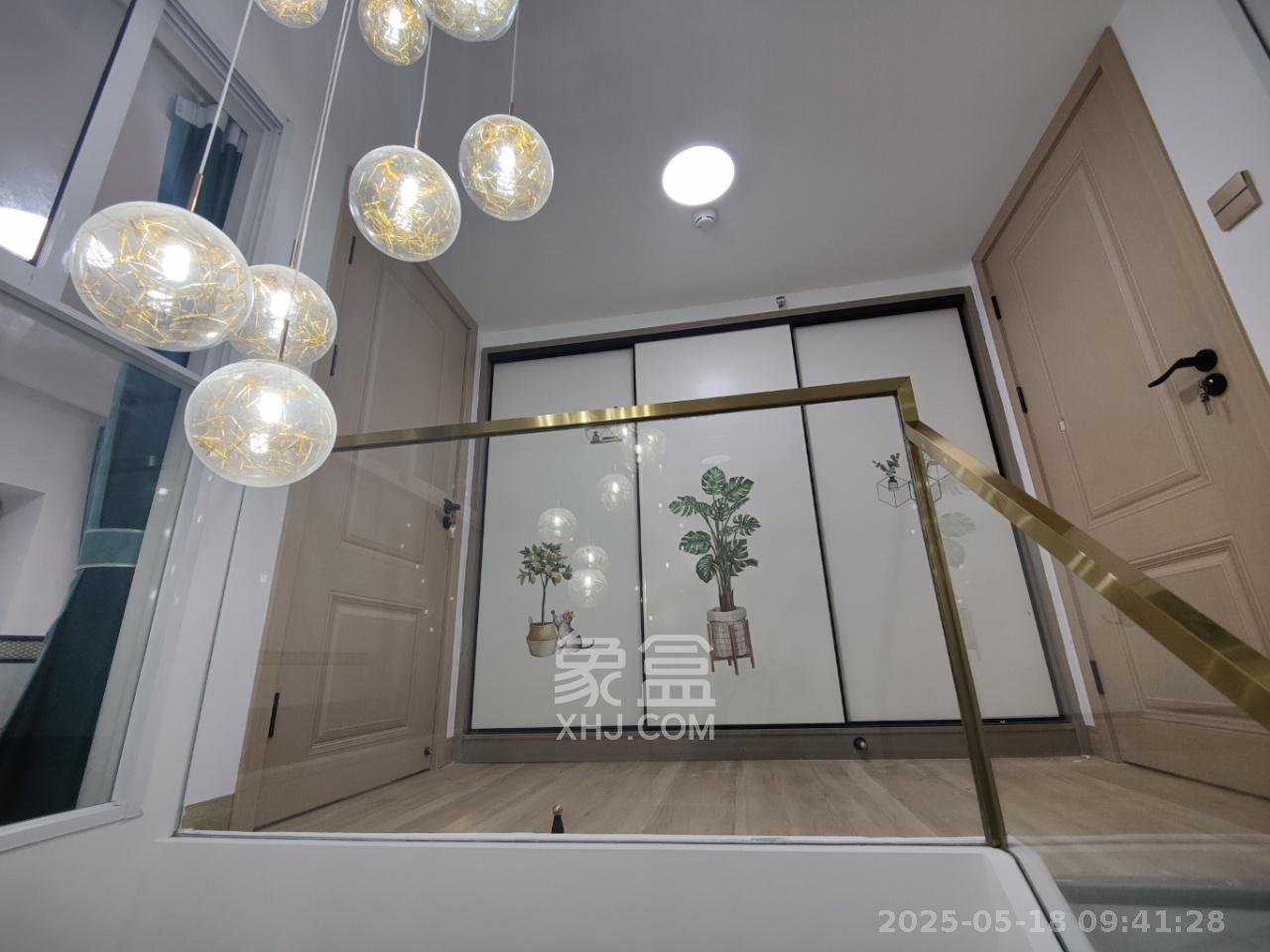 藏珑湖上公馆  1室1厅1卫    2500.0元/月室内图