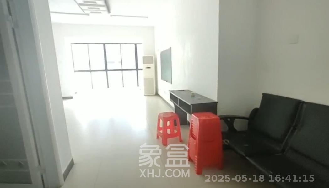 阳光100三期  1室1厅1卫   1500.00元/月室内图