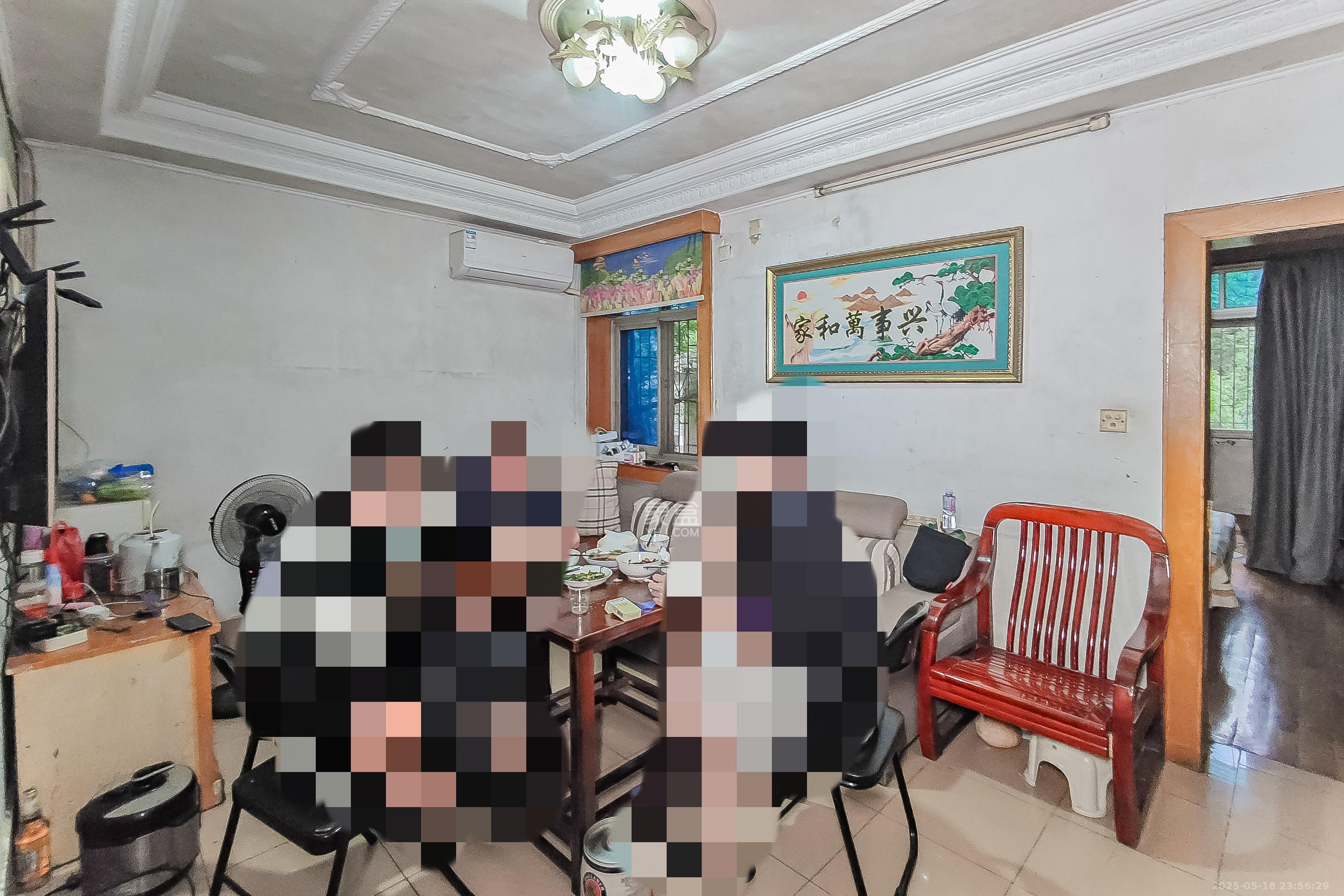 茶园坡社区(原王家冲社区)  2室1厅1卫    30.66万客厅