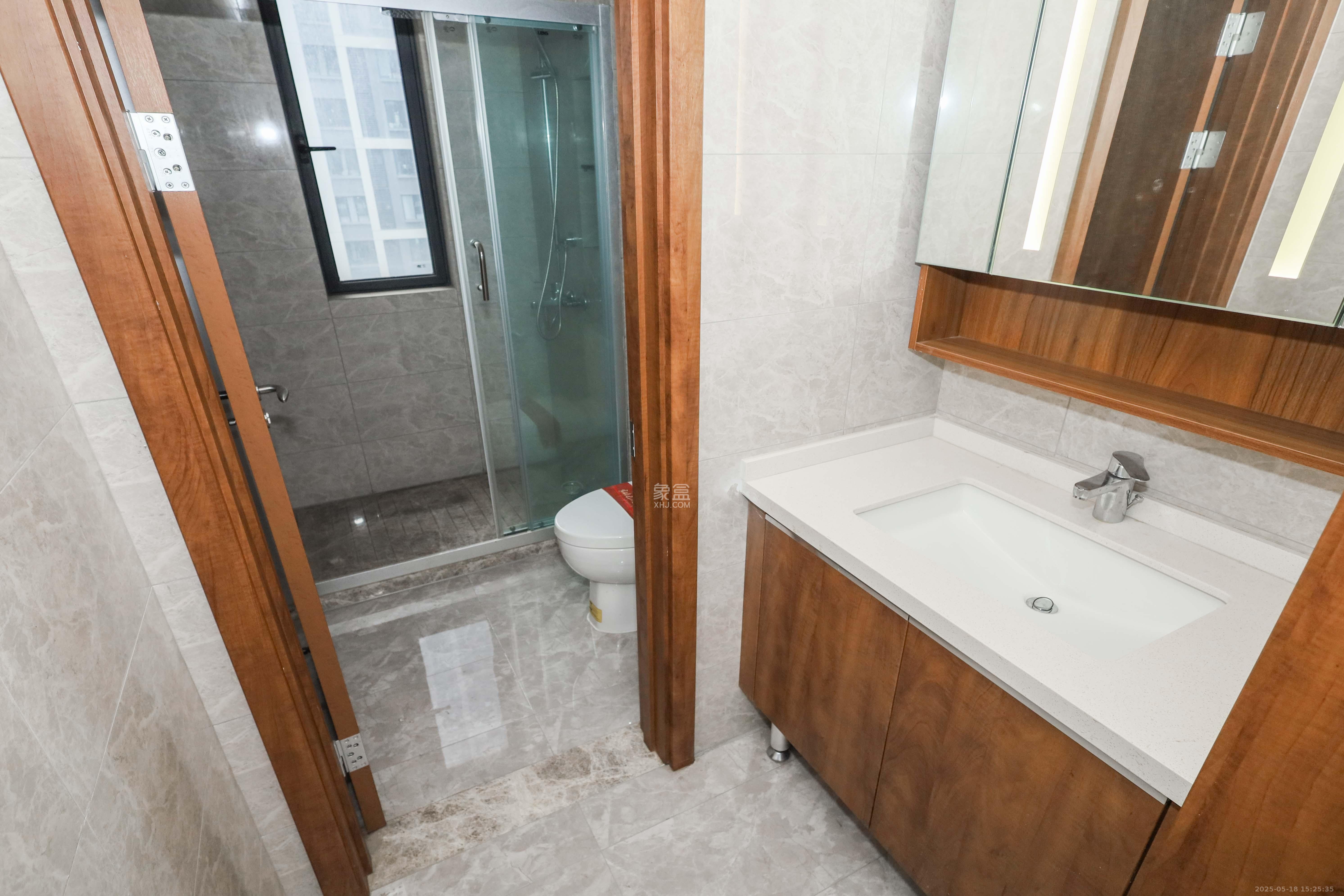 梅溪悦章  4室2厅2卫    168.0万 梅溪悦章  4室2厅2卫    168.0万卫生间