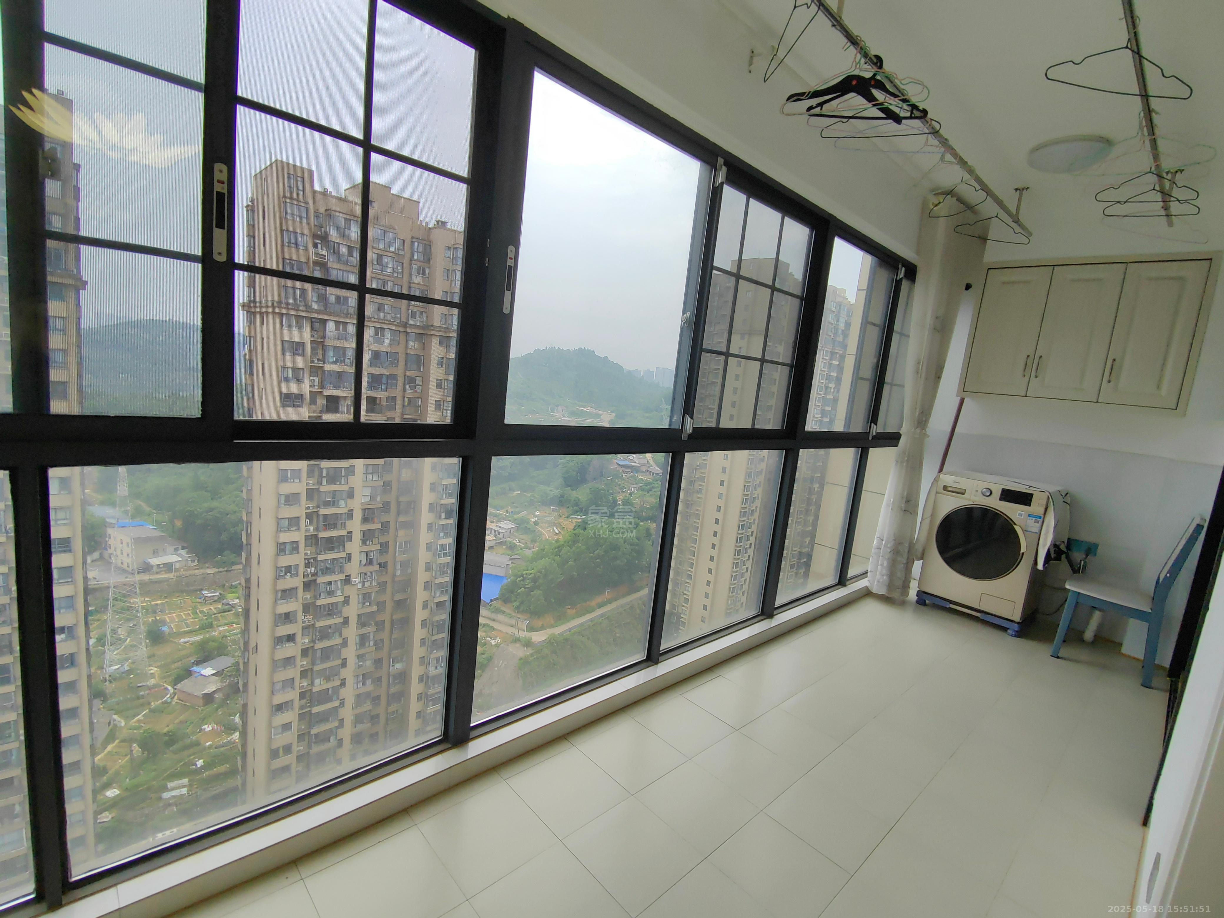 时代新城(翰林府) 3室2厅1卫 1400.0元/月 时代新城(翰林府) 3室2厅1卫 1400.0元/月室内图